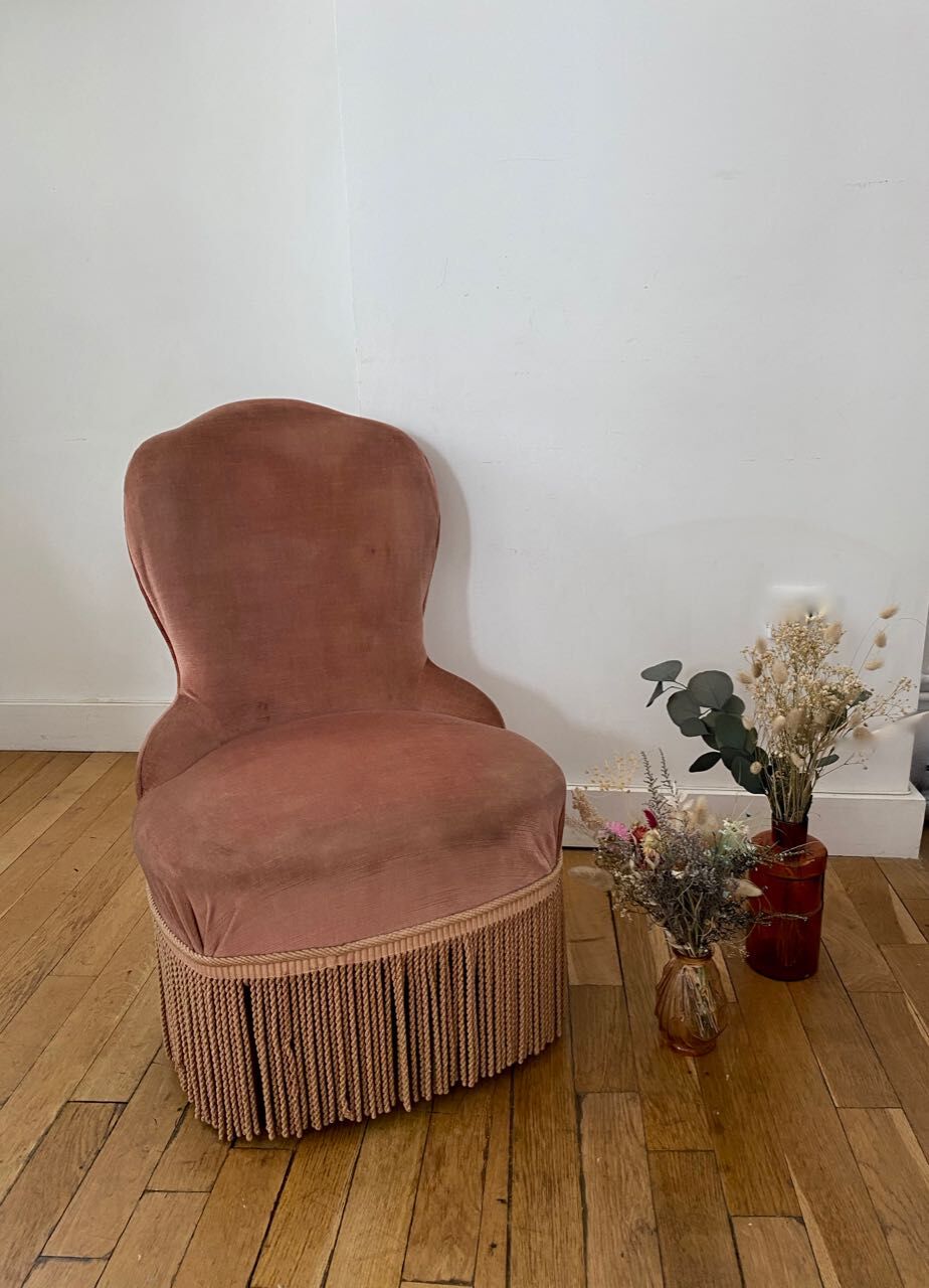 Fauteuil crapaud chauffeuse vieux rose