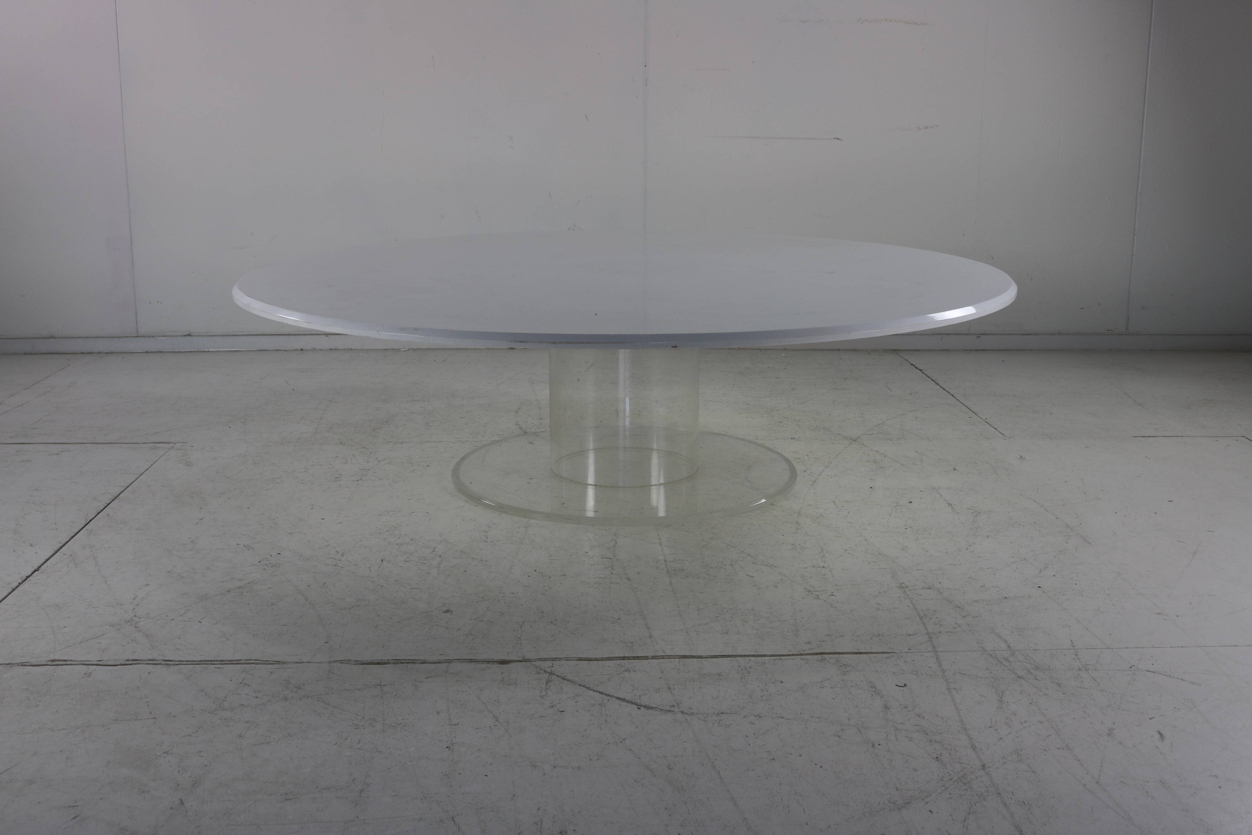 Very impressive Dutch design large coffee table in acrylic