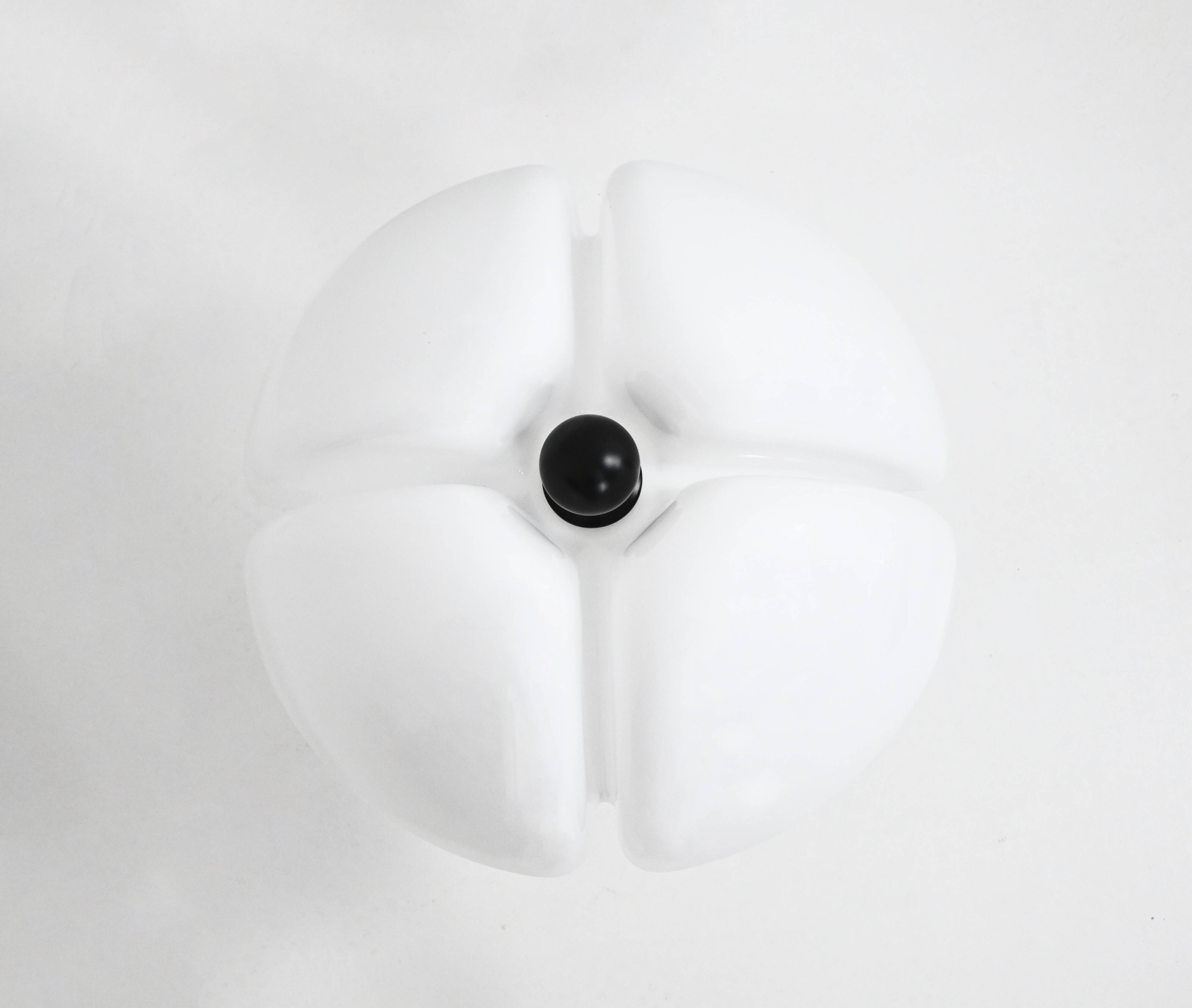 Black "Pipistrello" table lamp by Gae Aulenti for Martinelli.