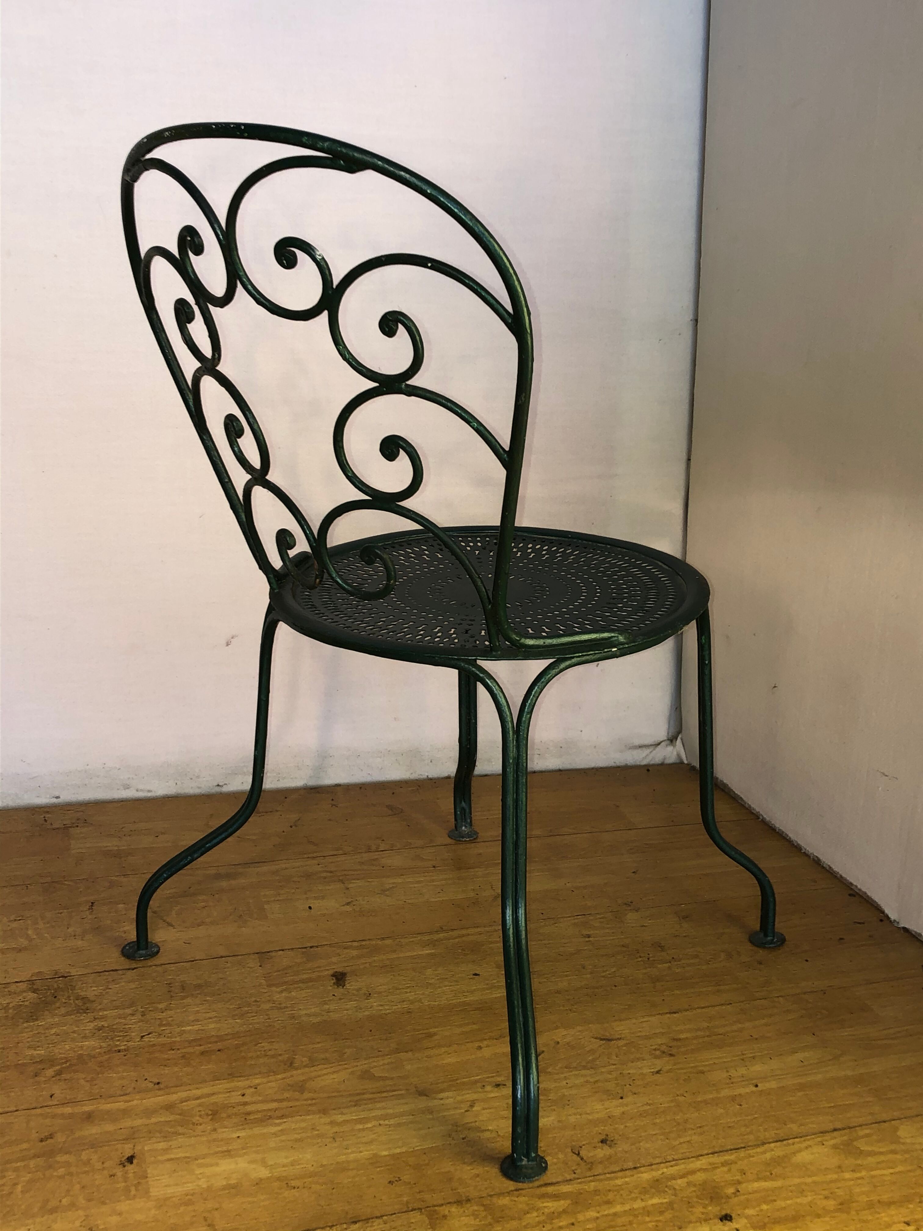 Chaise de jardin en fer forgé 1900