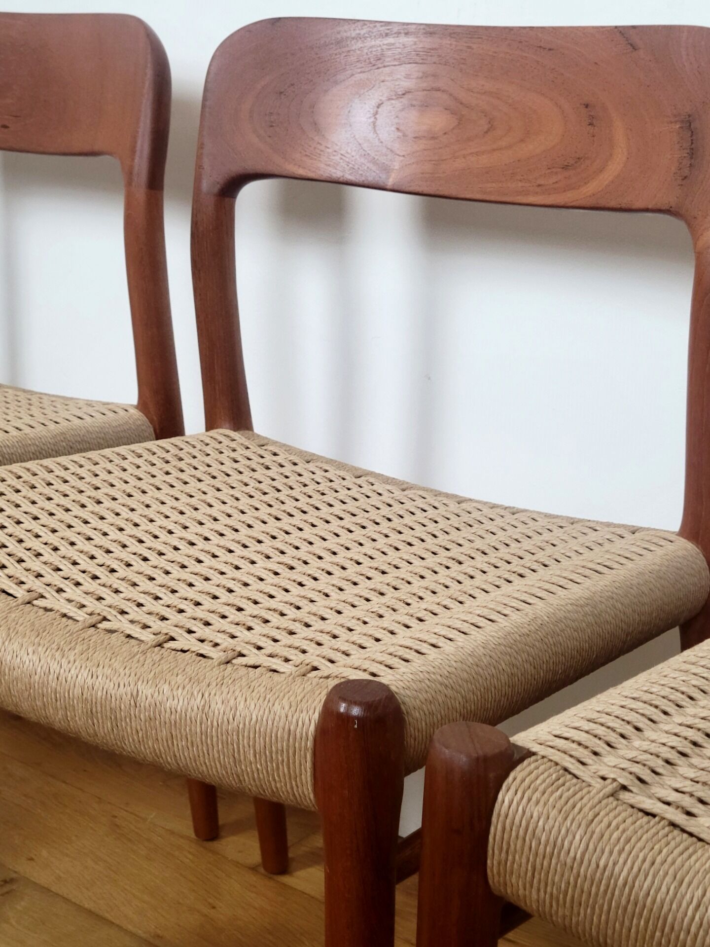 Set of 5 Niels O. Møller Model 75 dining chairs for J.L. Møllers Møbelfabrik
