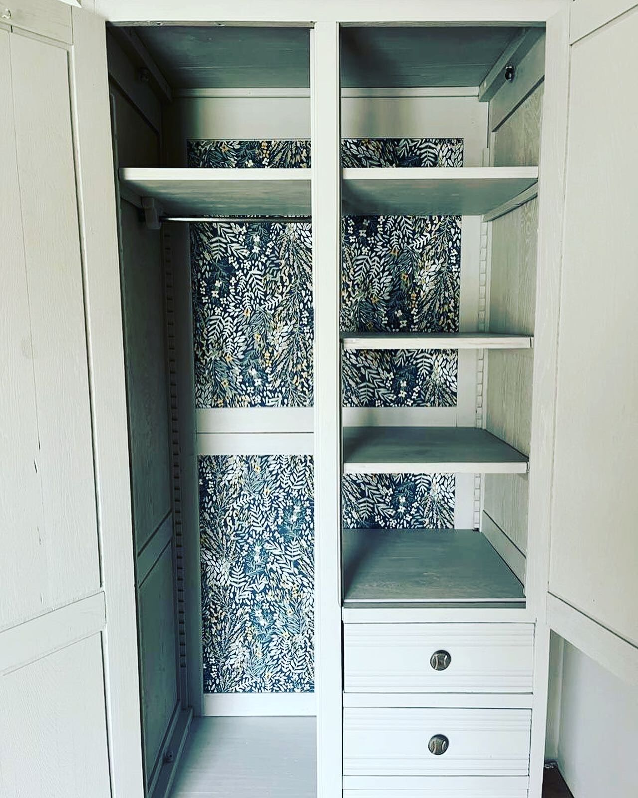 Parisian wardrobe, vintage, Art Deco style