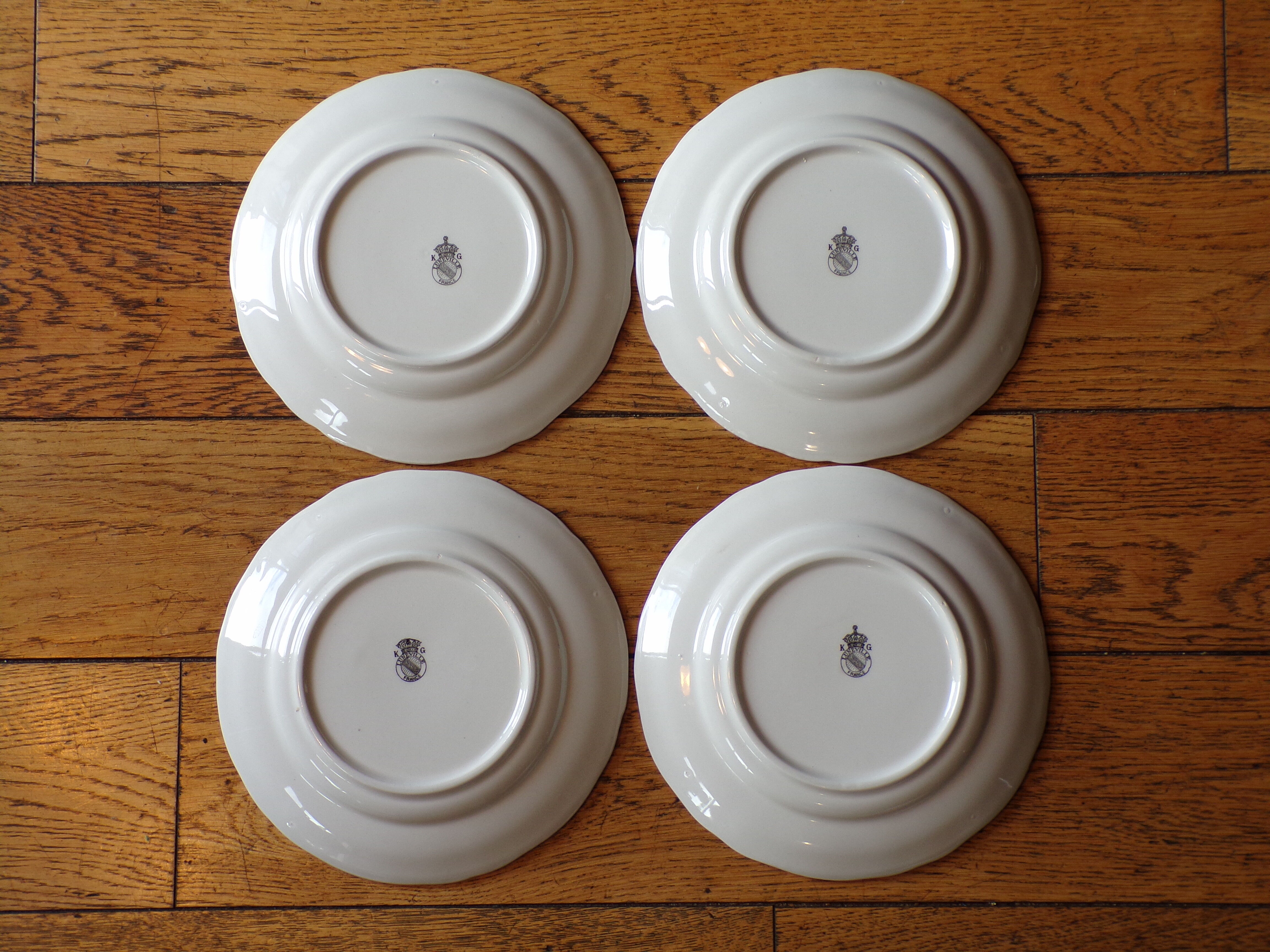 4 dessert plates Lunéville Kg street lamp