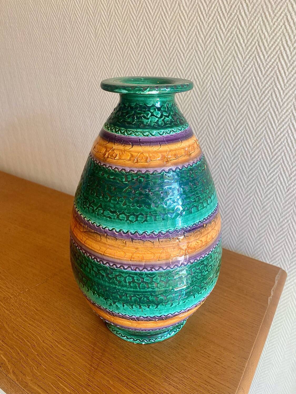 Ceramic vase from the 60s in the style of Bitossi.