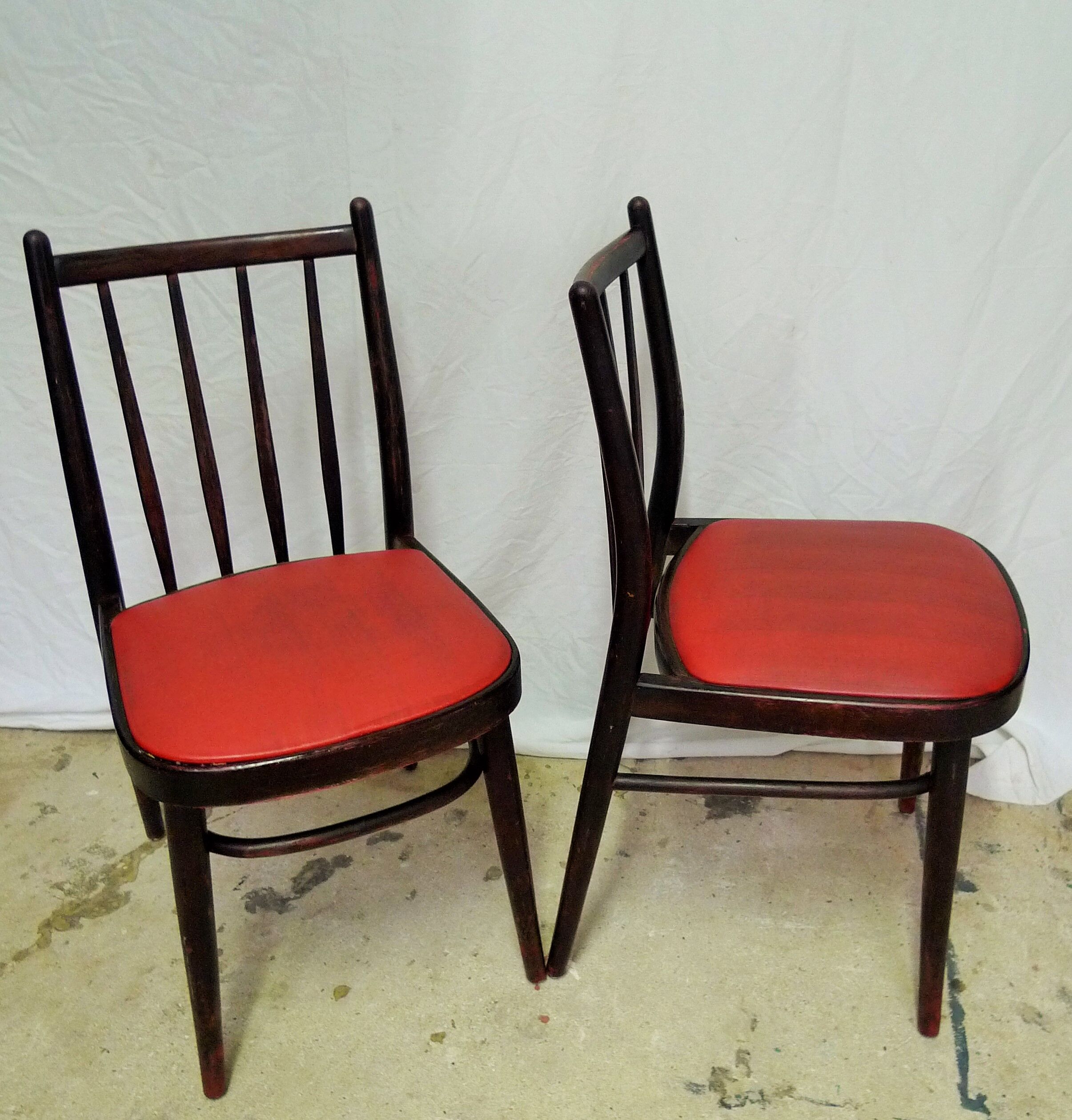 Pair of Thonet chairs