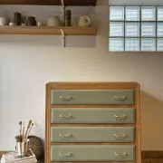 Vintage chest of drawers