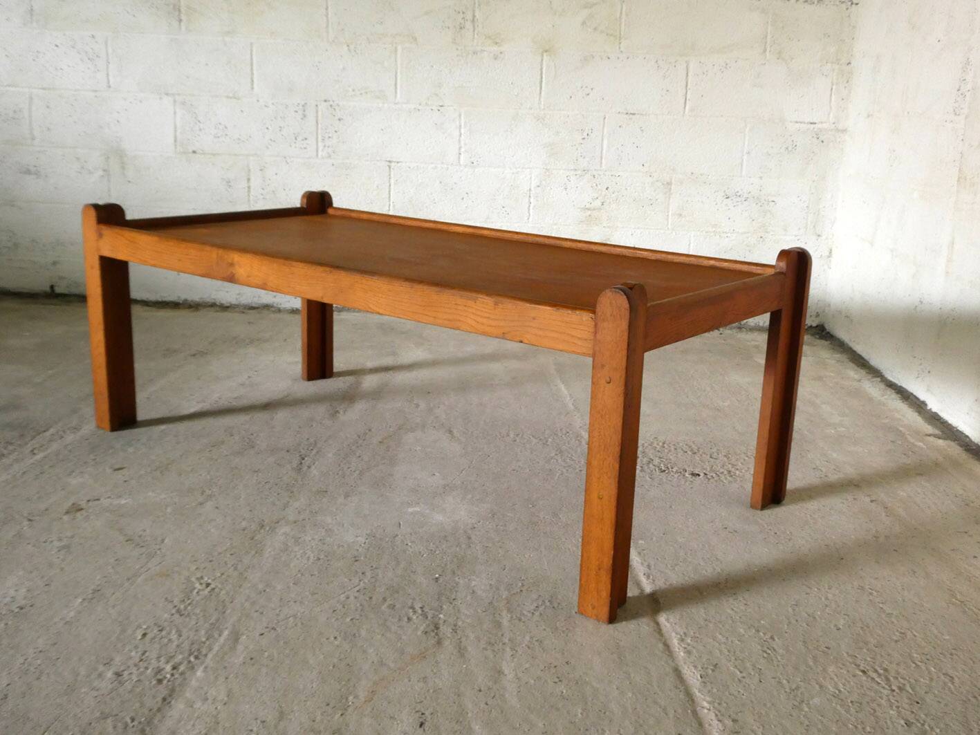 grande table basse en chêne, 1960