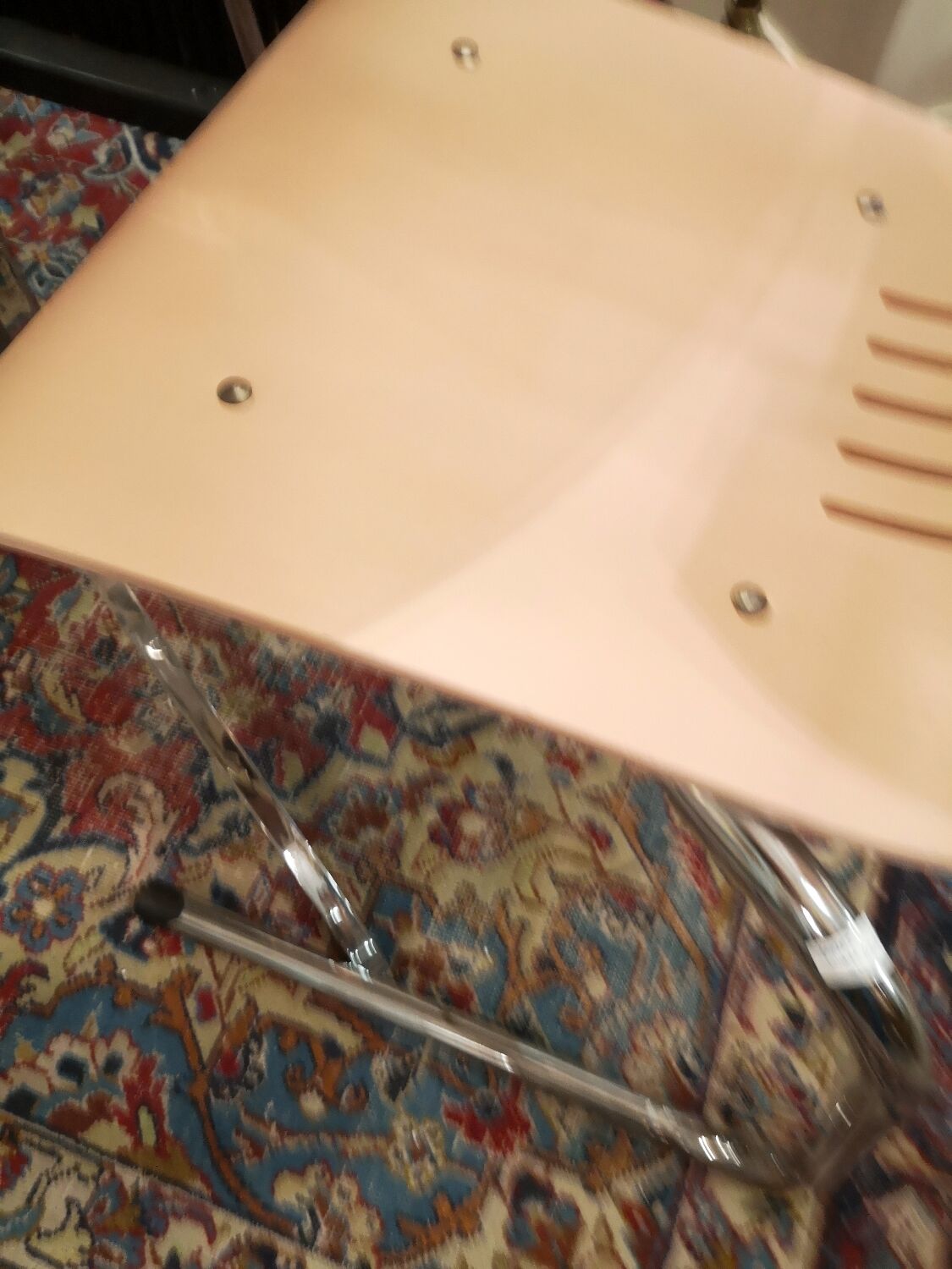 4 chaises rose