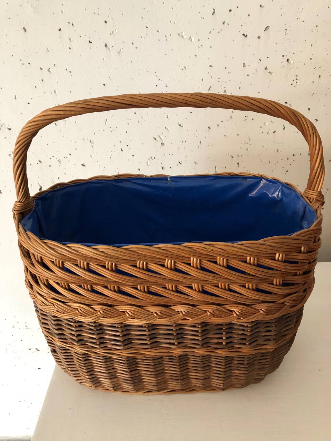 Wicker basket