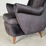 Pair of Italian Armchairs Attributed to Gio Ponti for ISA Bergamo, 1950s