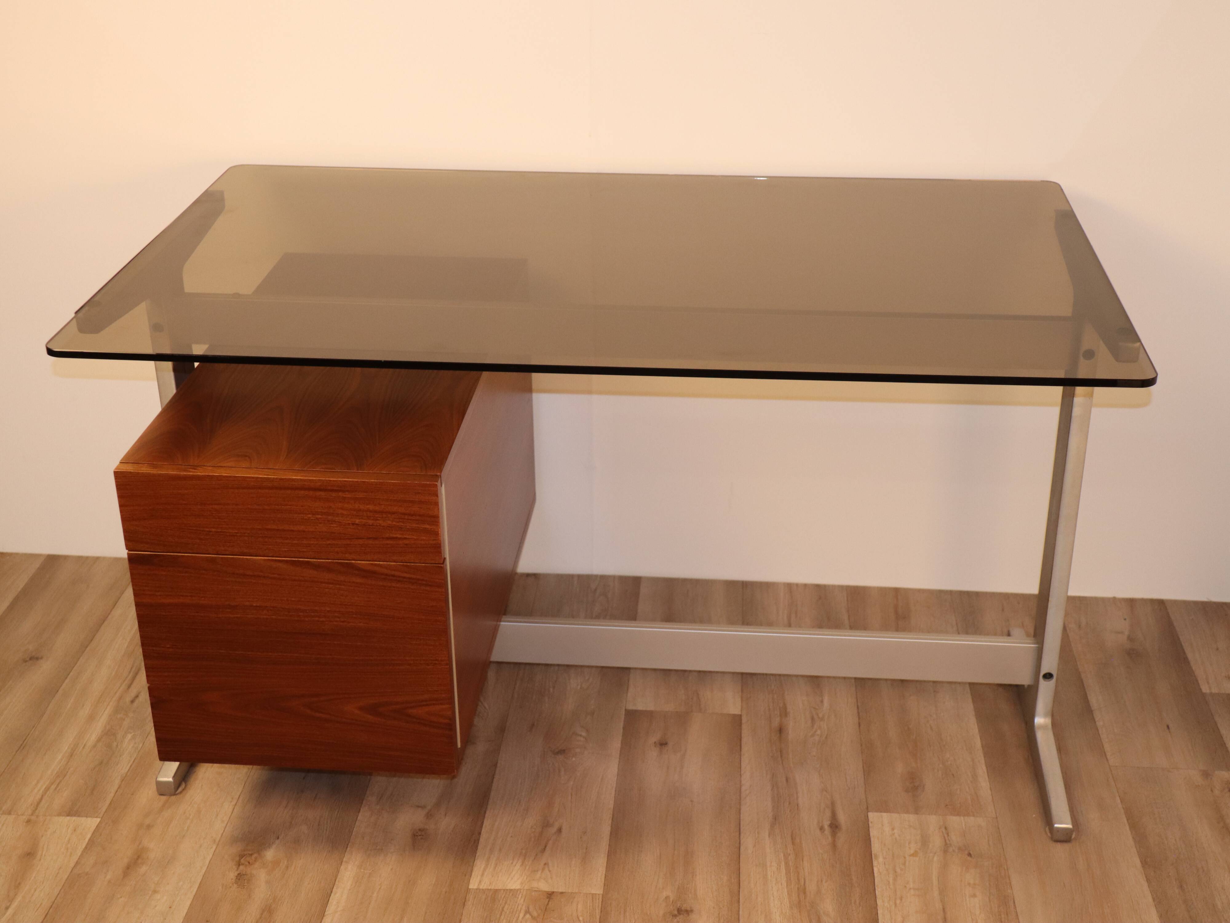 Vintage office by Etienne Fermigier 1970