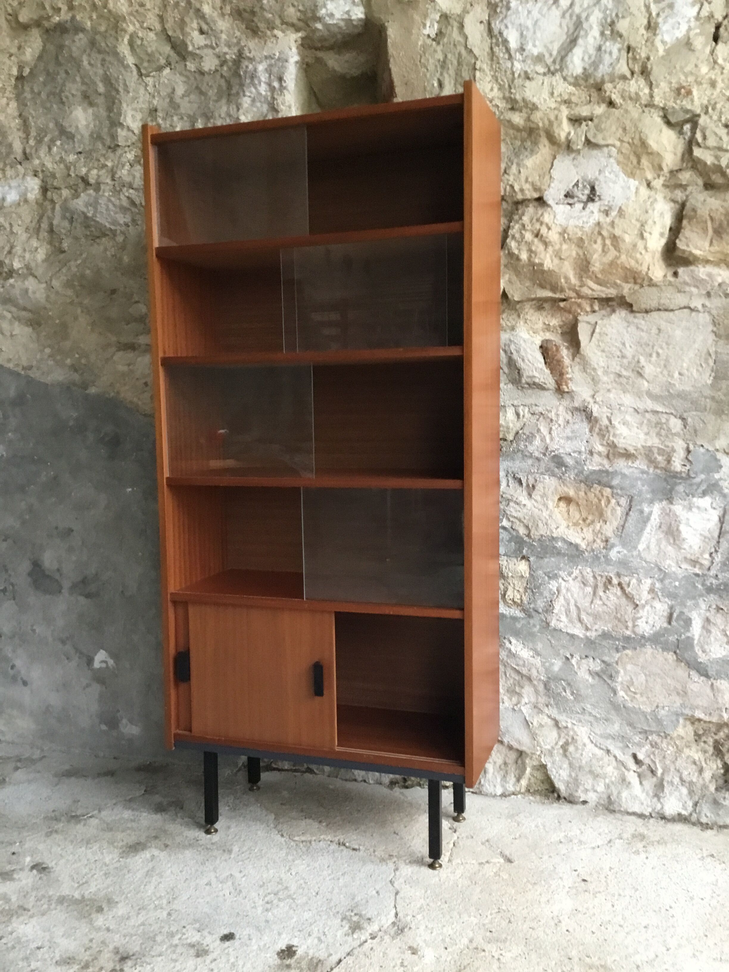 Vintage library showcase - metal feet - mahogany veneer - 1960
