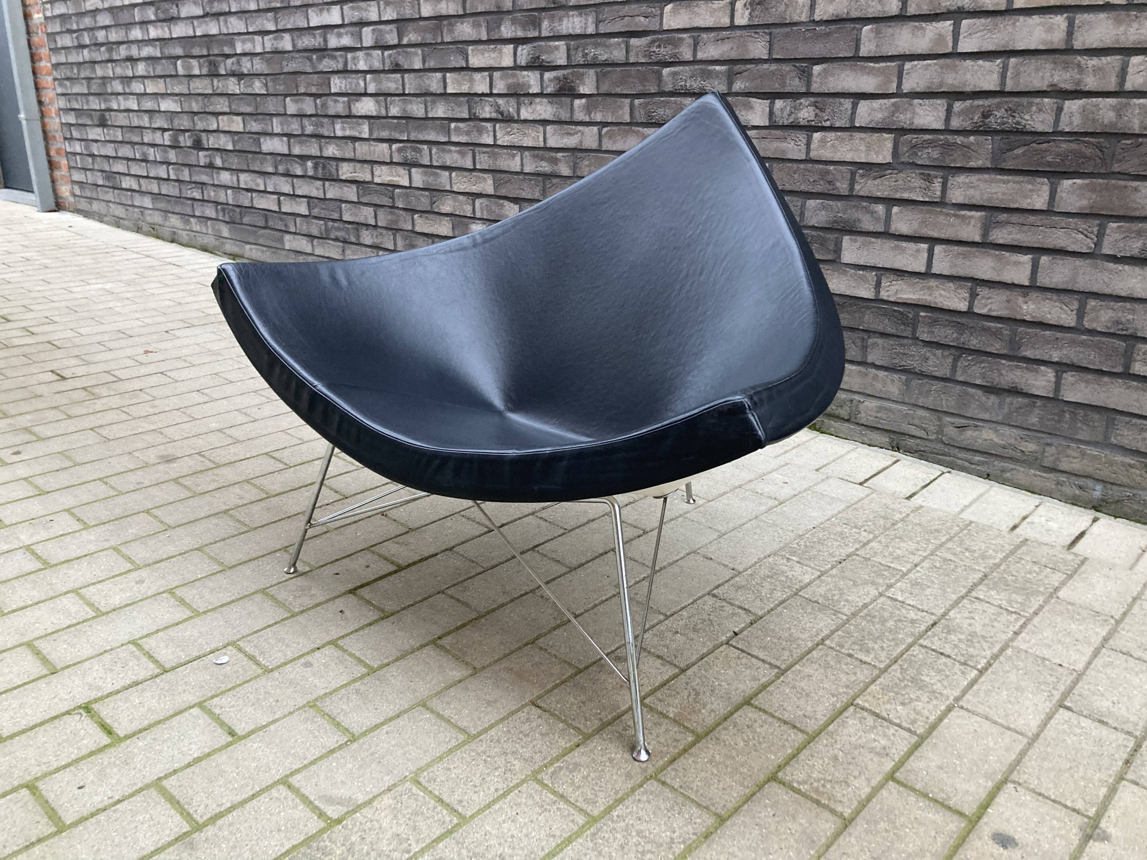 Vitra Coconut Chair de George Nelson, cuir noir
