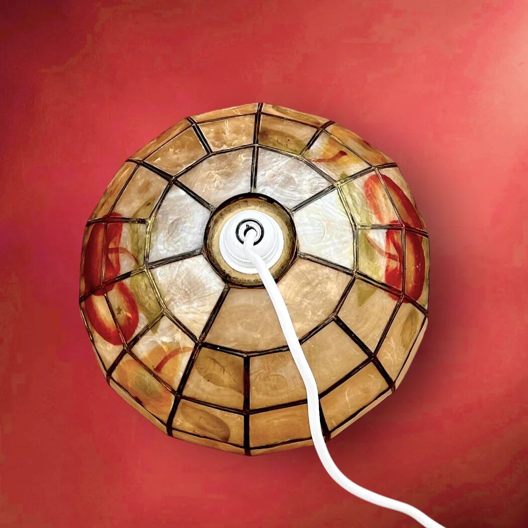 Vintage suspension in mother-of-pearl and brass with fruit decoration – retro light fitting from the 70s.