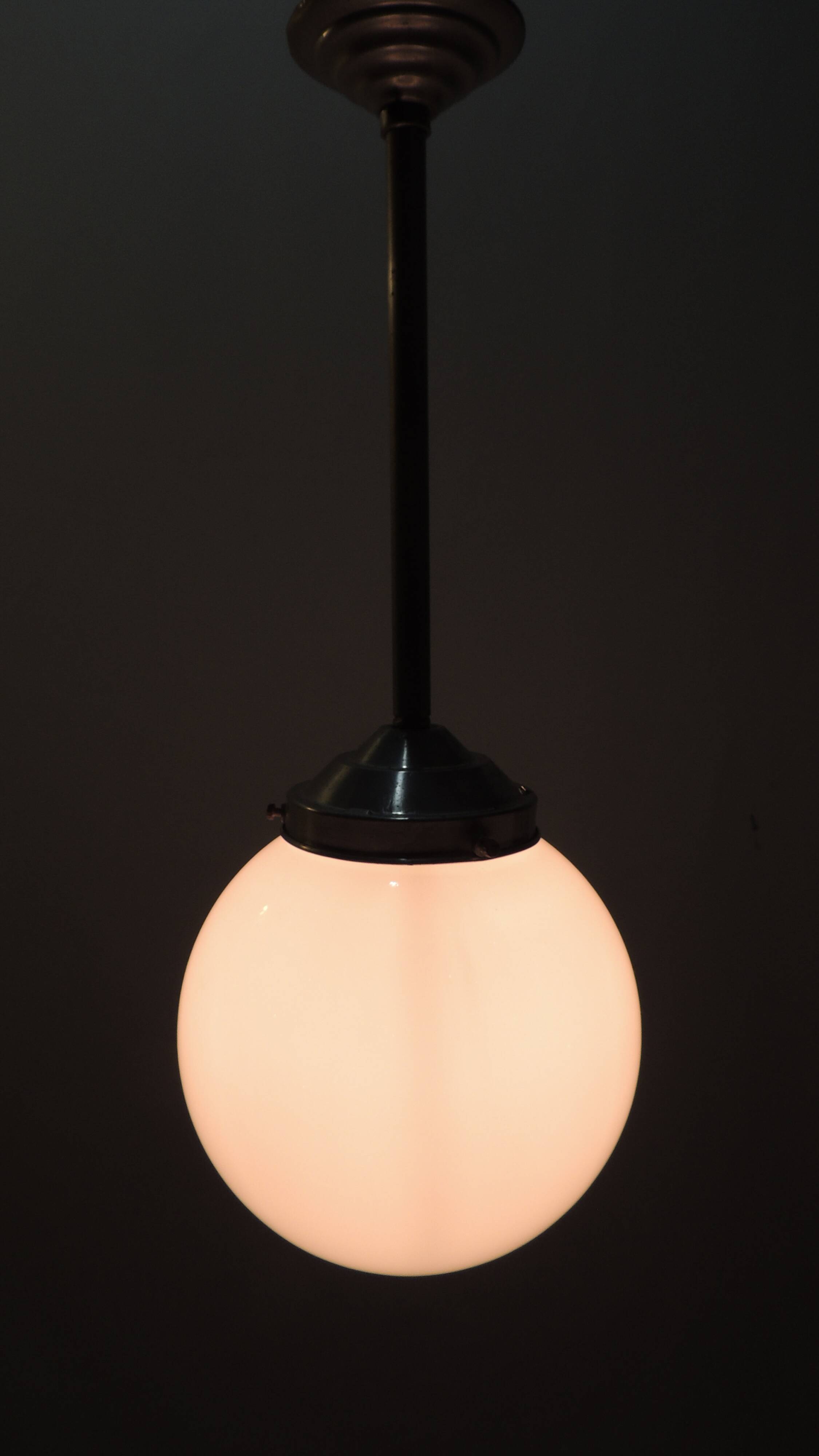 Vintage suspension in aluminum metal and opaline glass globe – Industrial design