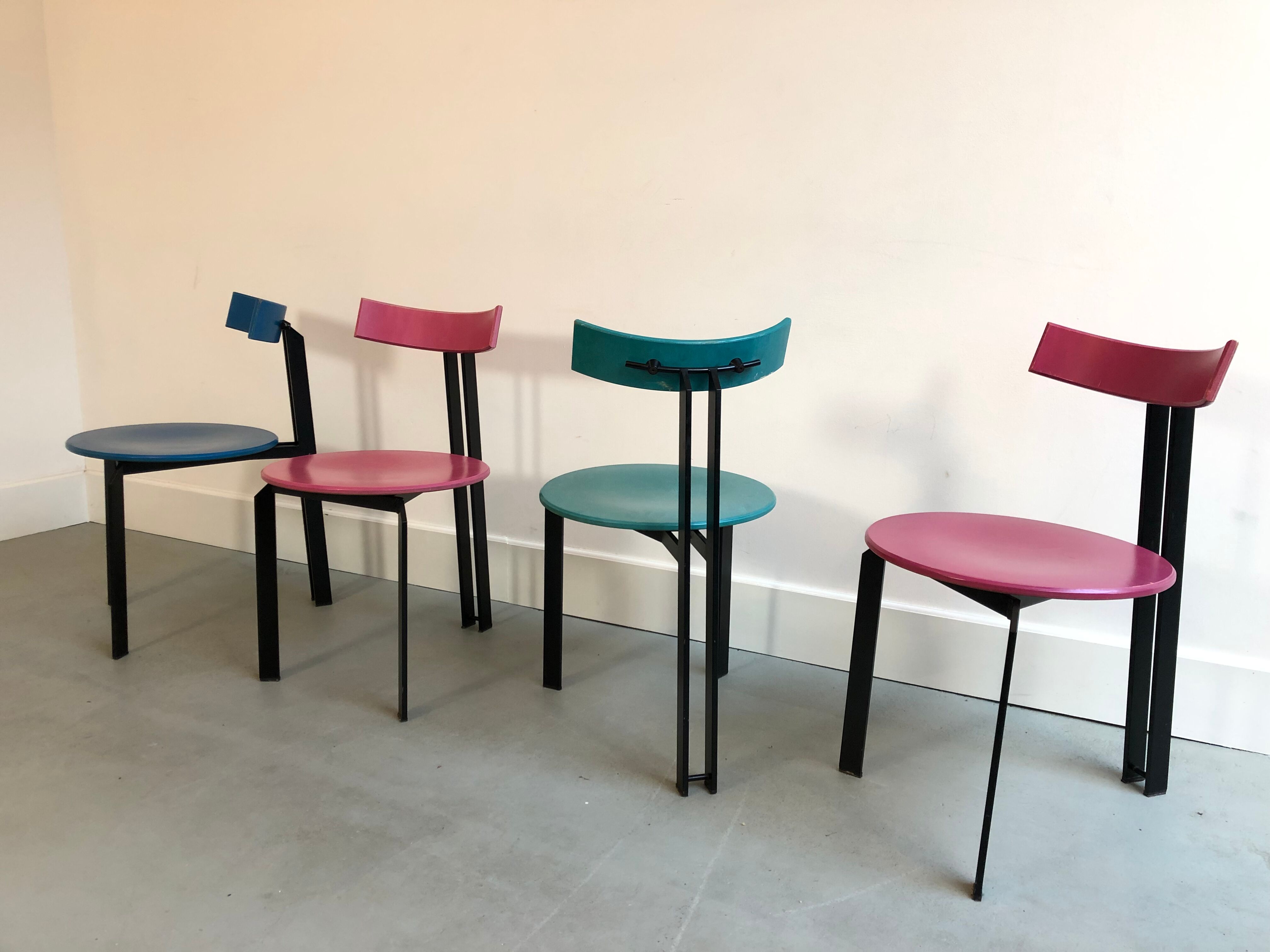 Set of 4 Harvink Zen eighties chairs