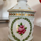 Porcelain candy box