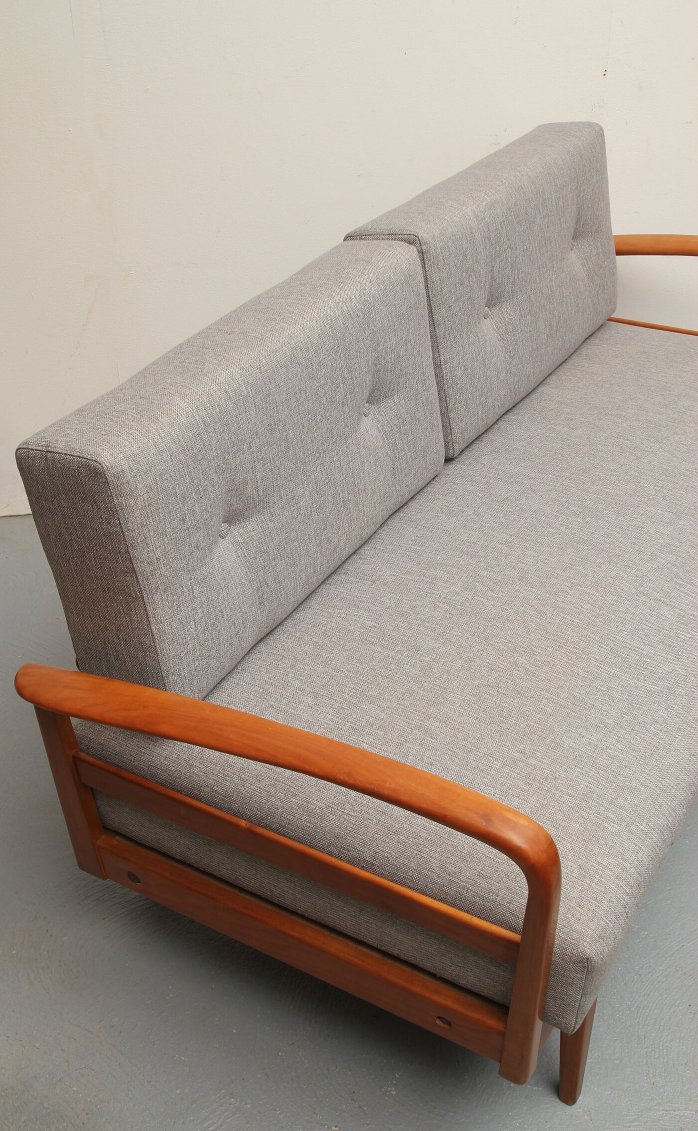 Daybed in cherrywood 1950