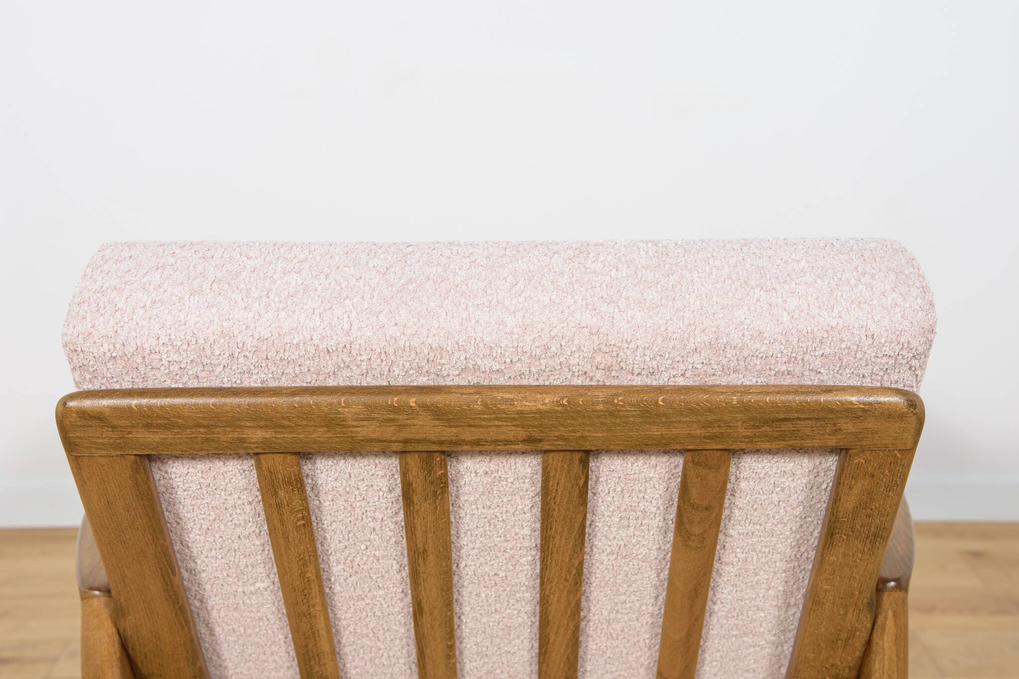 Mid-Century Model 300-139 Armchair from Swarzędzka Factory, 1960s