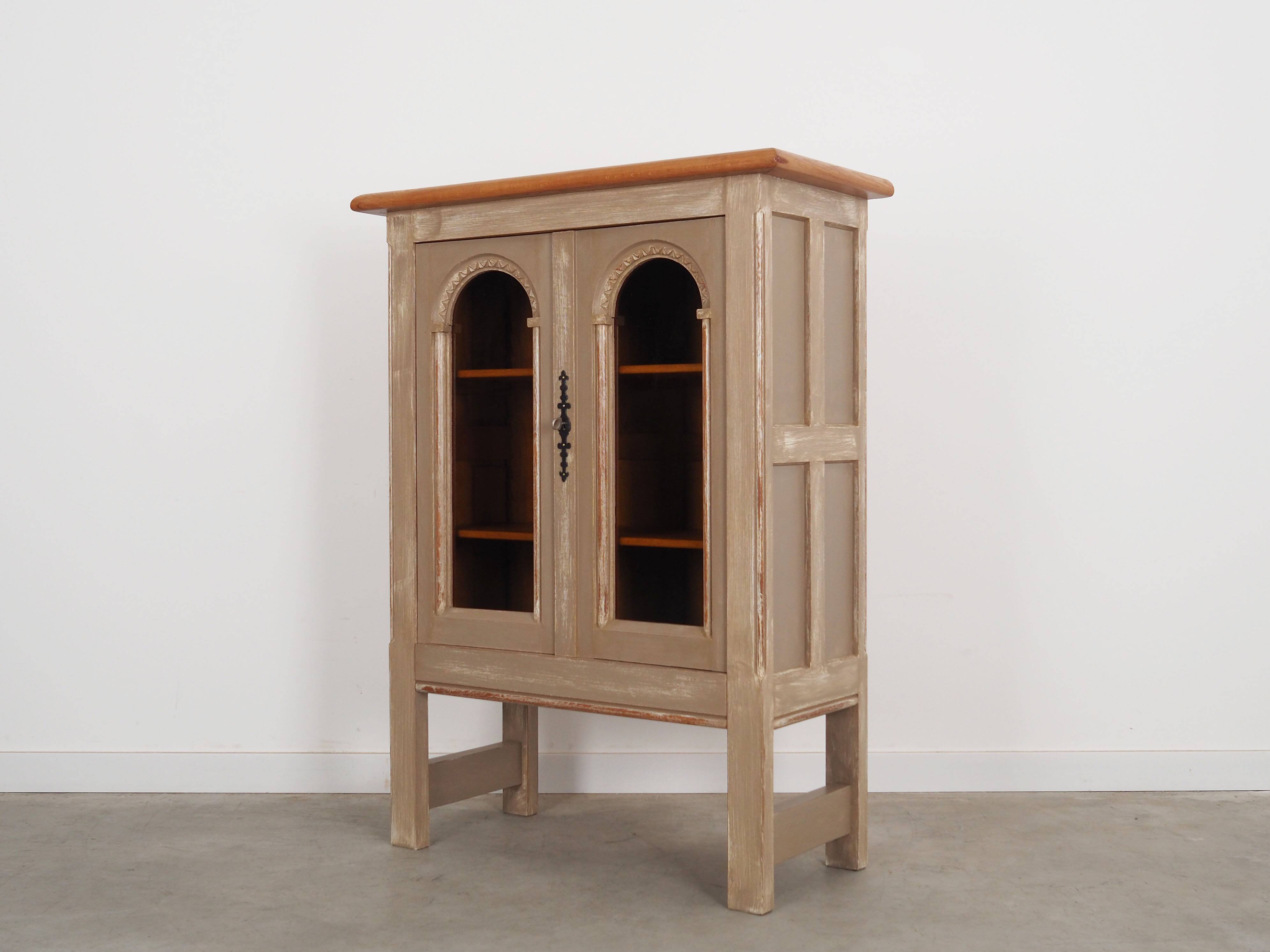 Oak showcase, Danish design, 1960s, production: Denmark