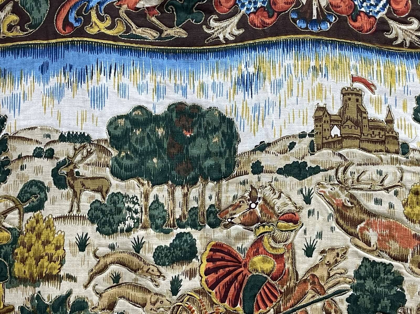 Printed tapestry and embroidery decorated with a medieval hunting scene - 1m50x1m12