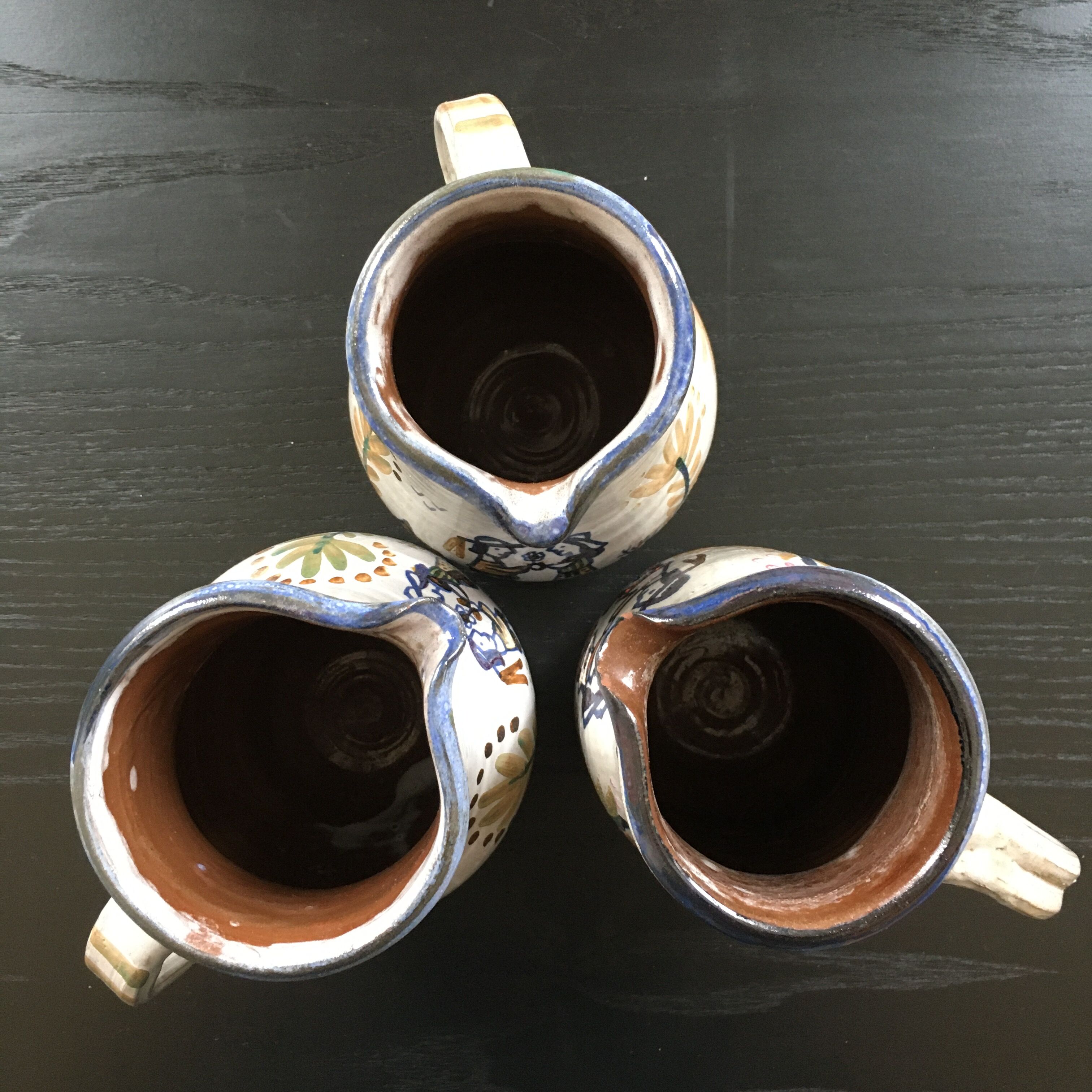 Lot 3 cider pitchers Breton décor