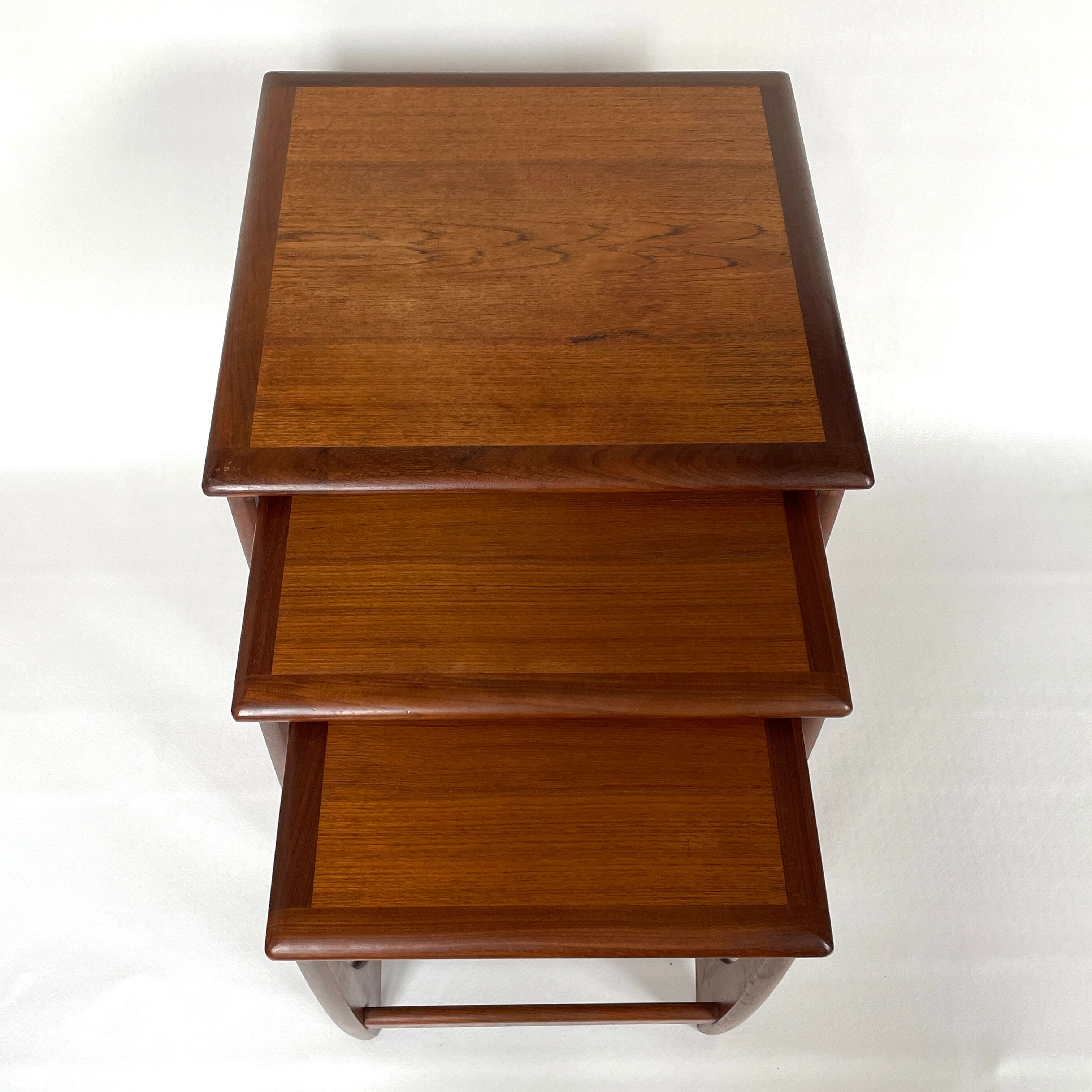 Tables gigognes par Wilkins pour G-Plan, 1960