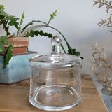 Apothecary pot