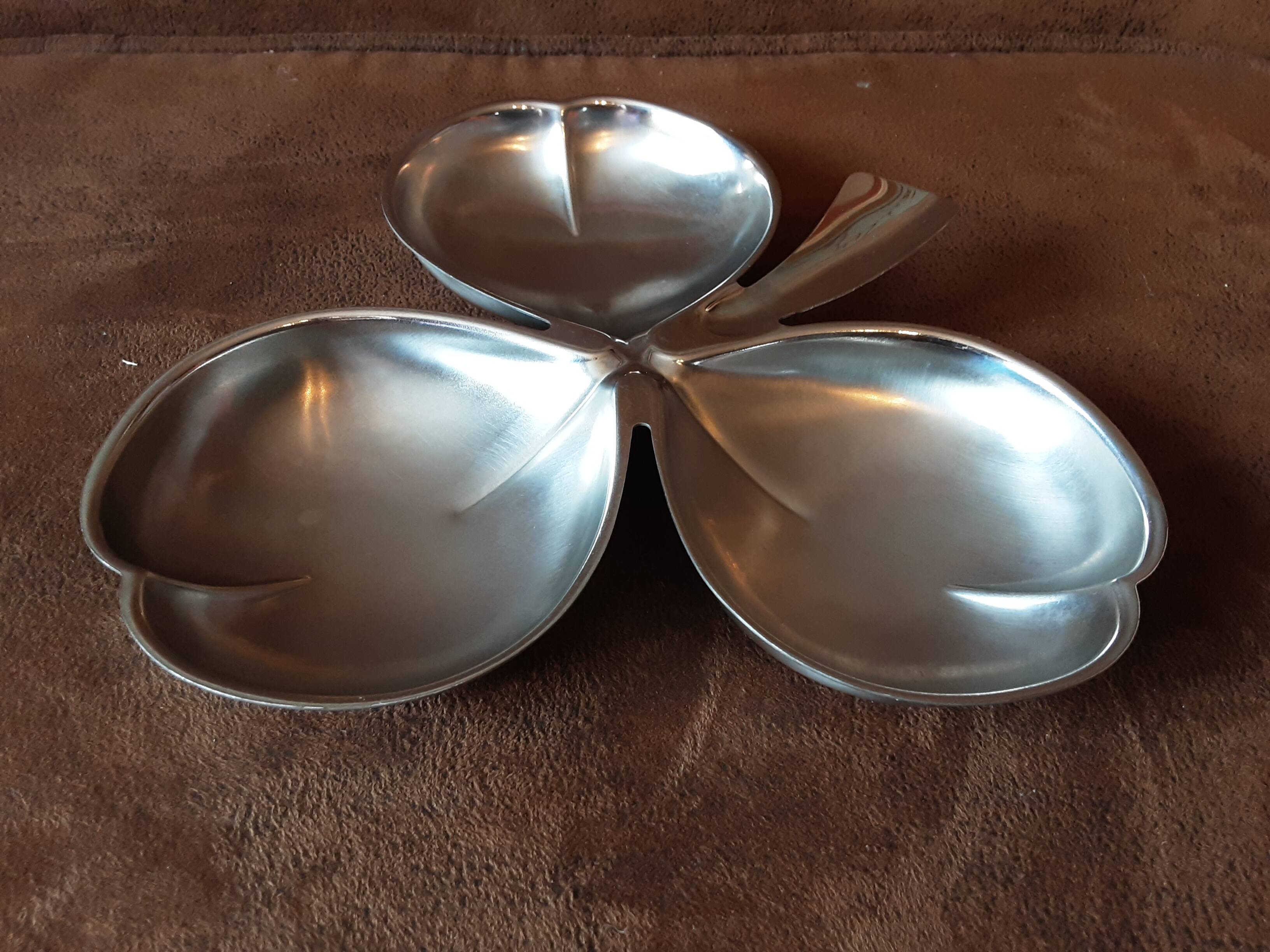 Original metal bowl