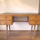 Bureau design 1960, pieds compas