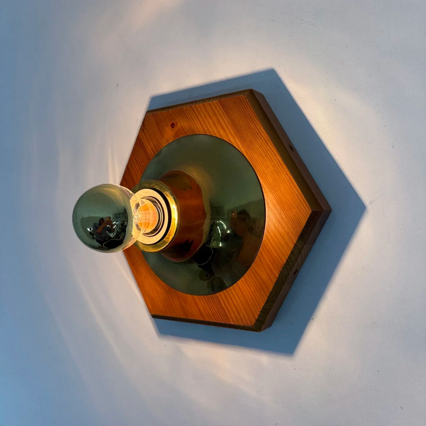 Vintage hexagonal wall lamp with pine wood and brass, 1970s