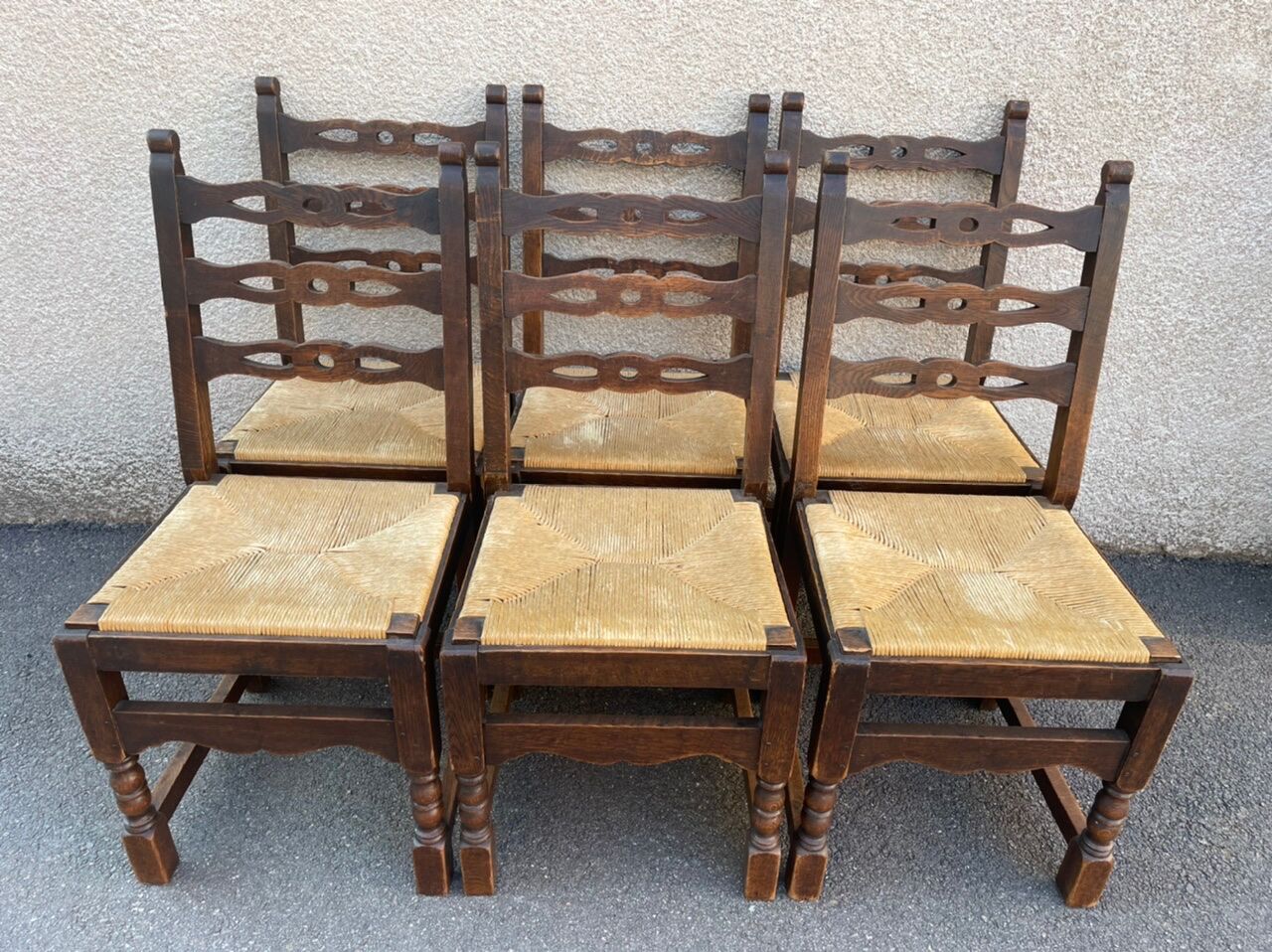 Rustic dining room chairs