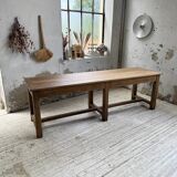 Table de ferme, drapière en noyer, 1900