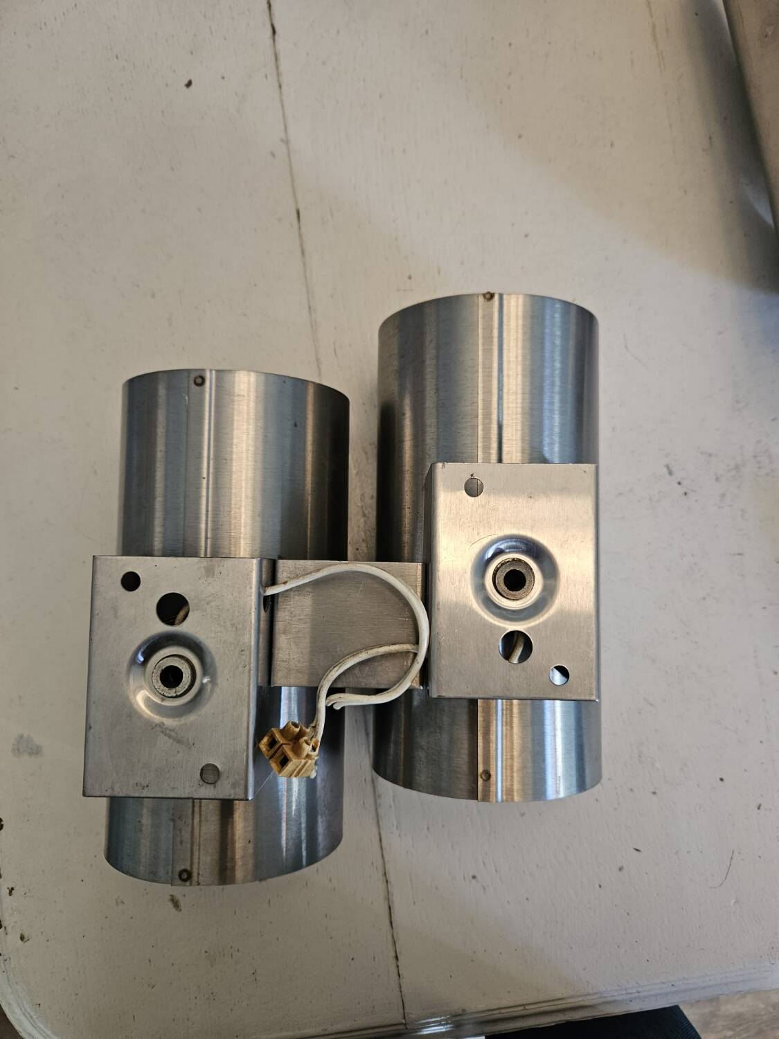 Double oxar 70 wall light