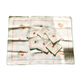 Nappe à thé brodée main