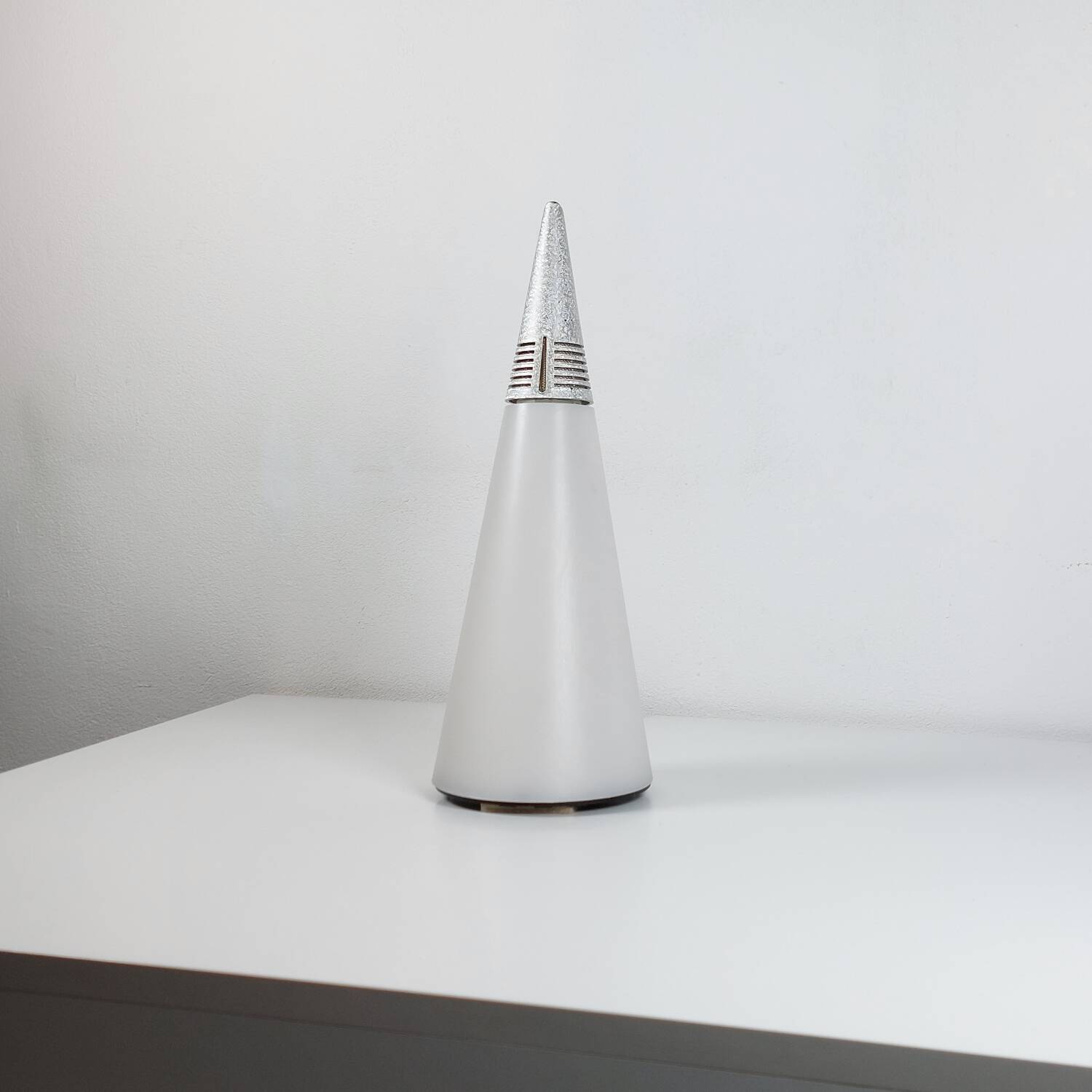 Lampe de table vintage Haruki Mori Cassina 1990