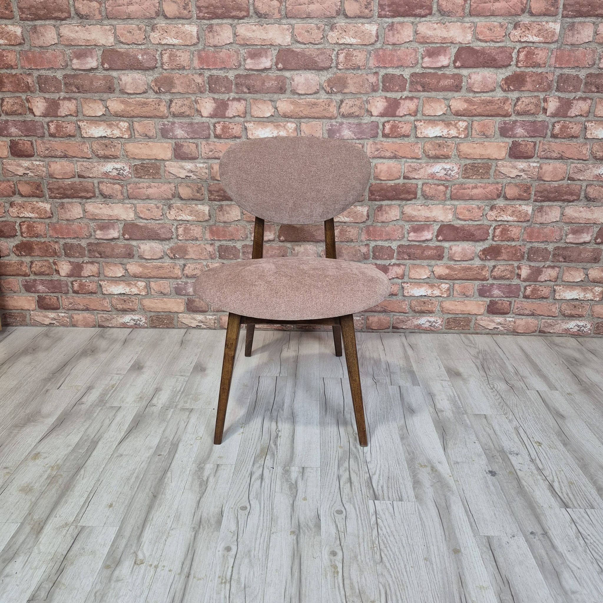 Iconic GFM-22 Chair by Juliusz Kędziorek – Polish Mid-Century Modern – Full