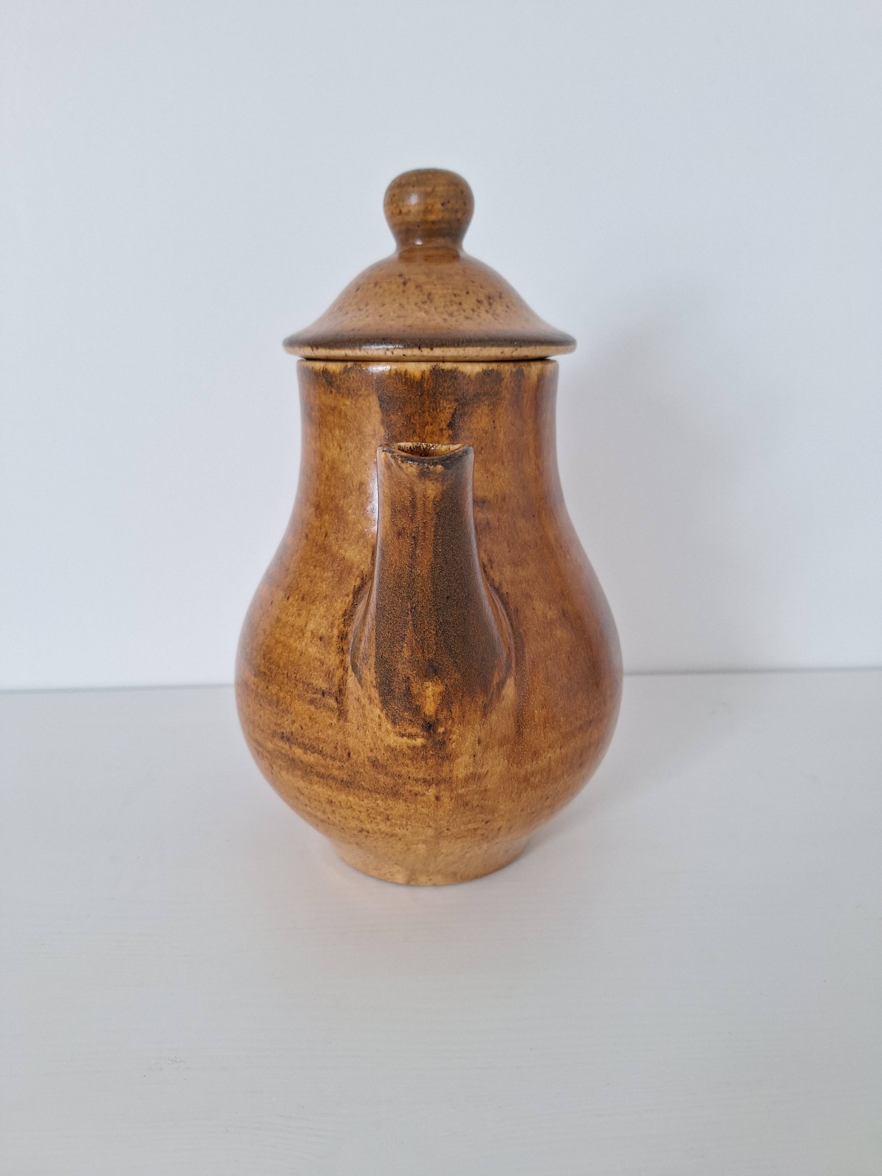 Vintage stoneware teapot / coffee pot