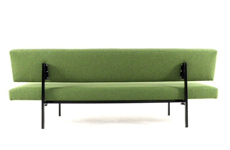 Sofa Gijs van der Sluis no. 540 - fully restored - original Dutch design