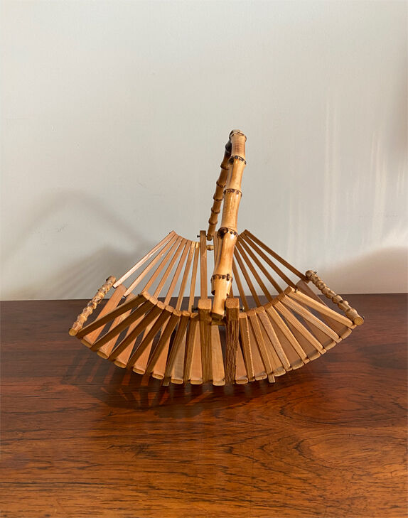 Bamboo fruit basket