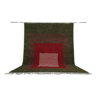 Authentic handwoven natural wool rug, size 200/300 cm.