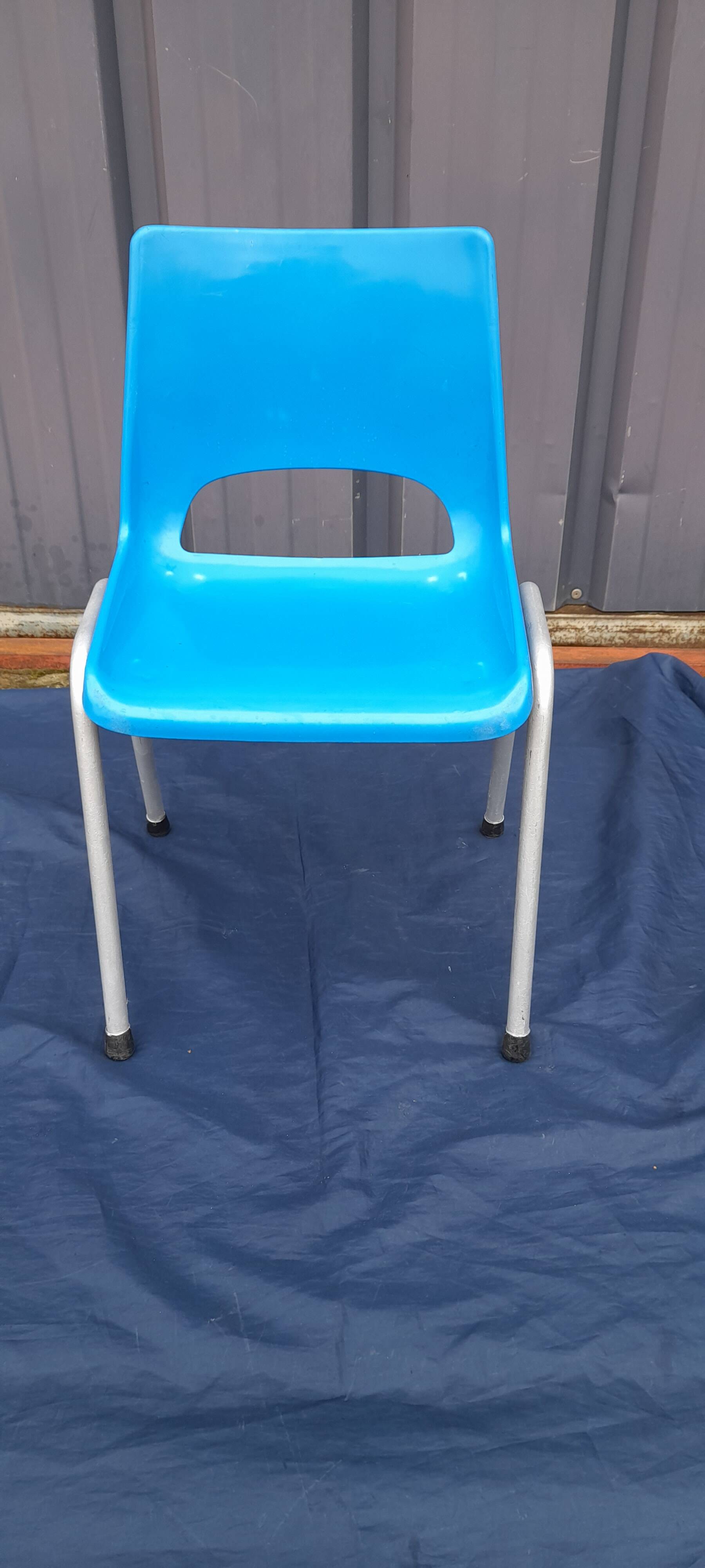 Brunswick Roger Bontemps children's chair from the 70s