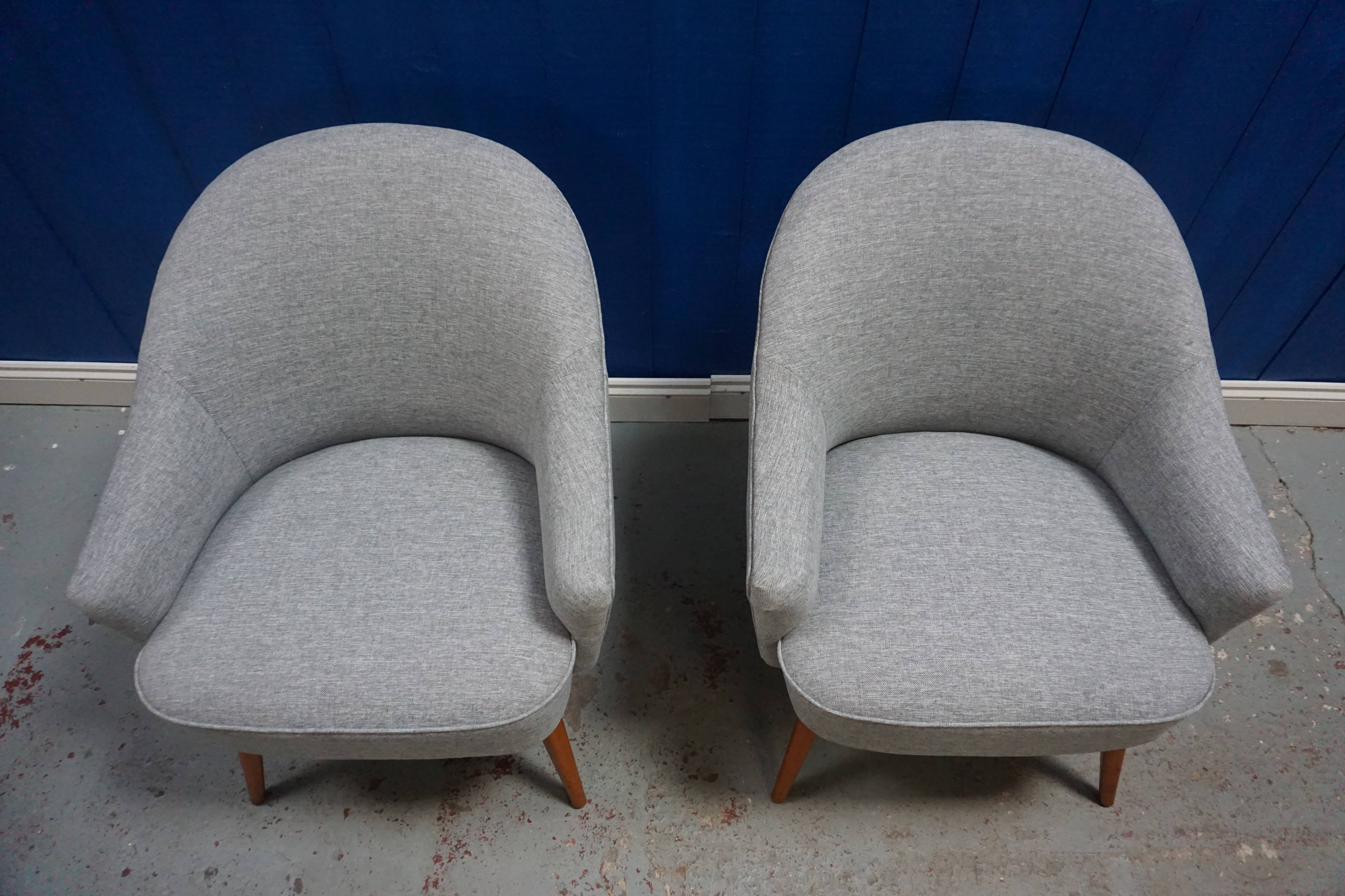 Paire de fauteuils 1950