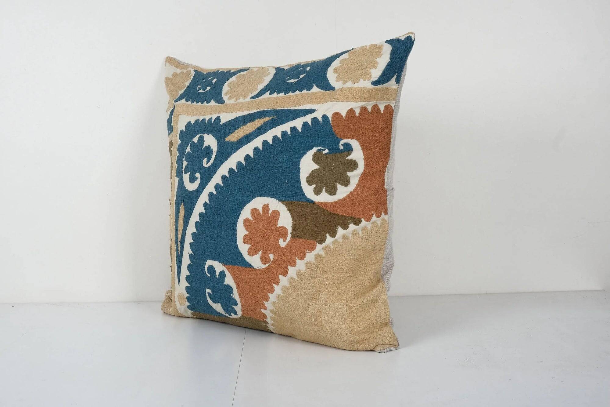 Vintage embroidered cushion cover 71x71 cm