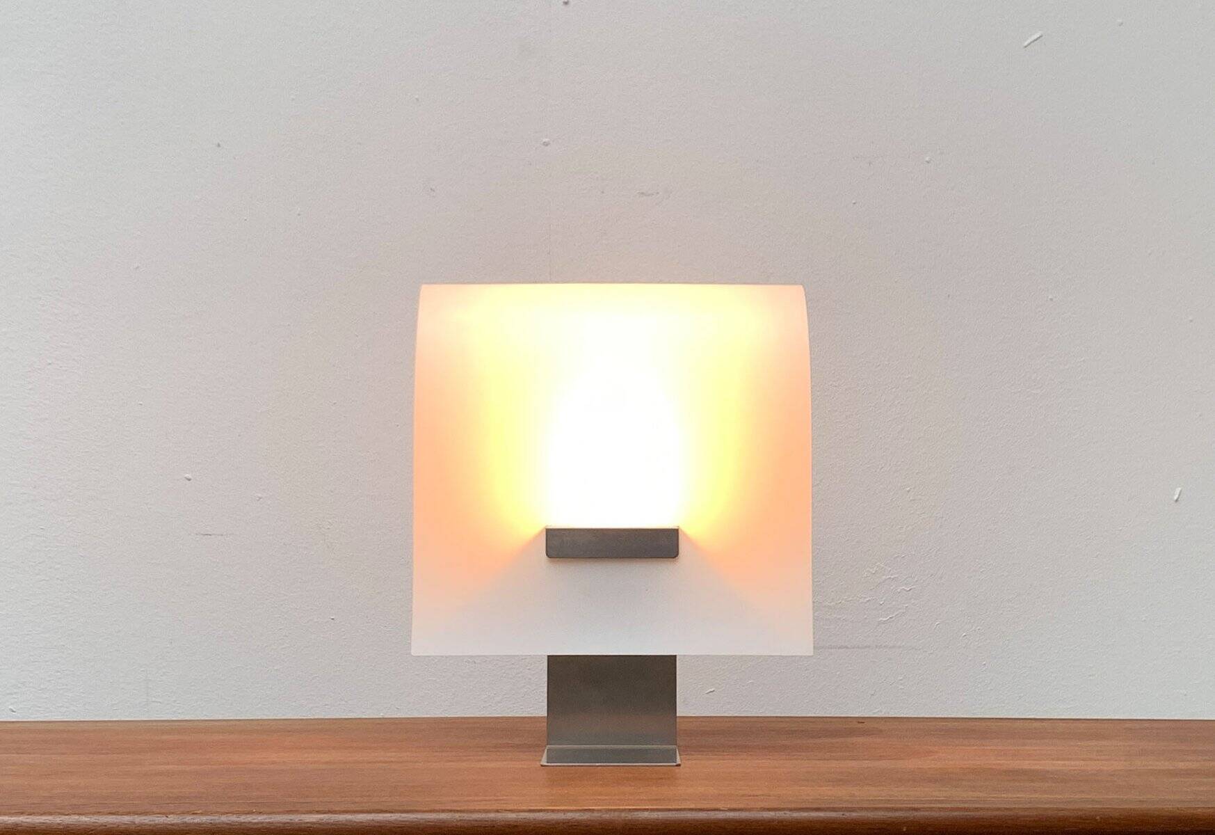 Minimalist table lamp model Emma by Cristina Lamiquiz, 1995