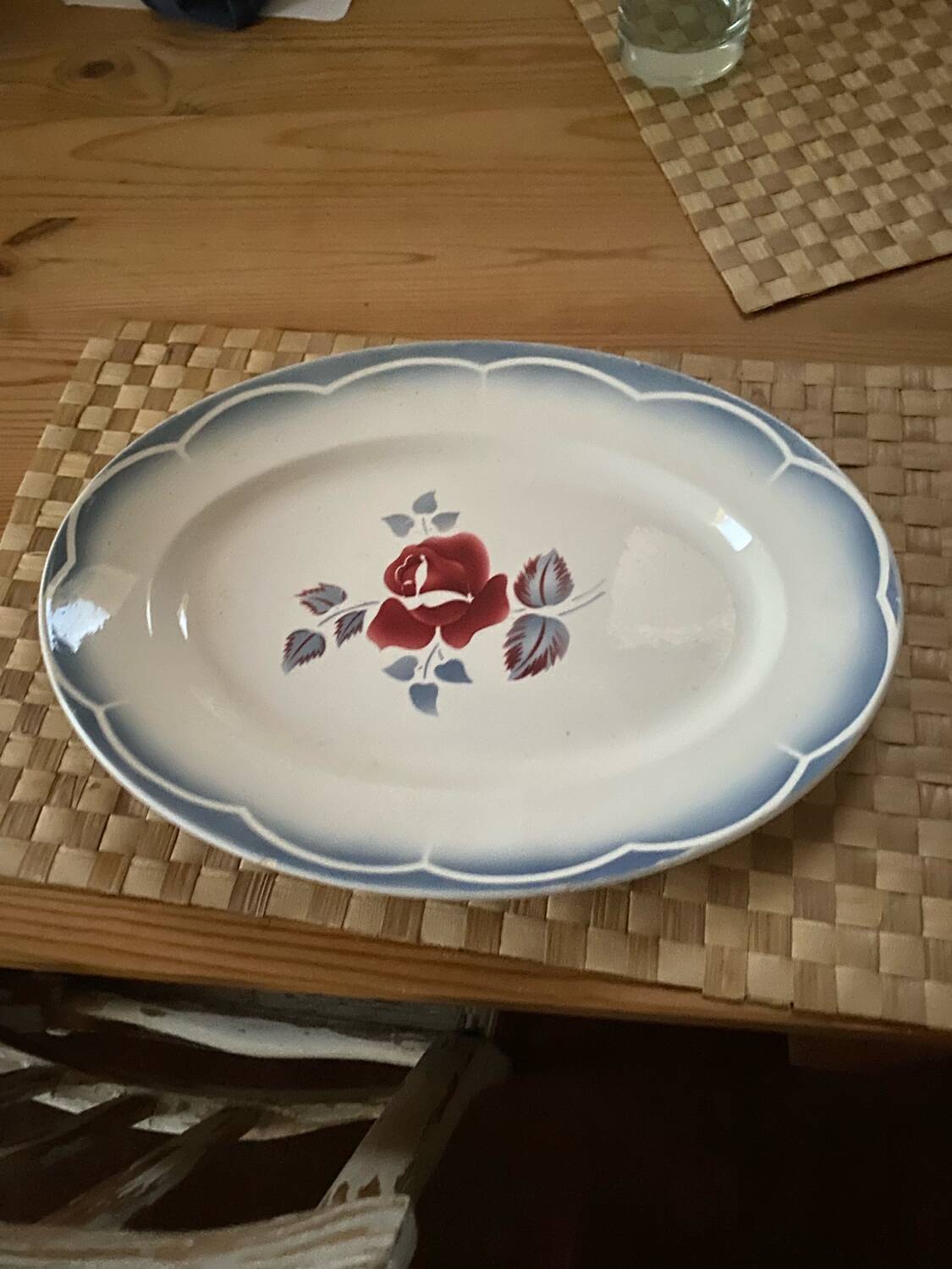 Grand plat de service ovale Digoin Sarreguemines modèle Magali.