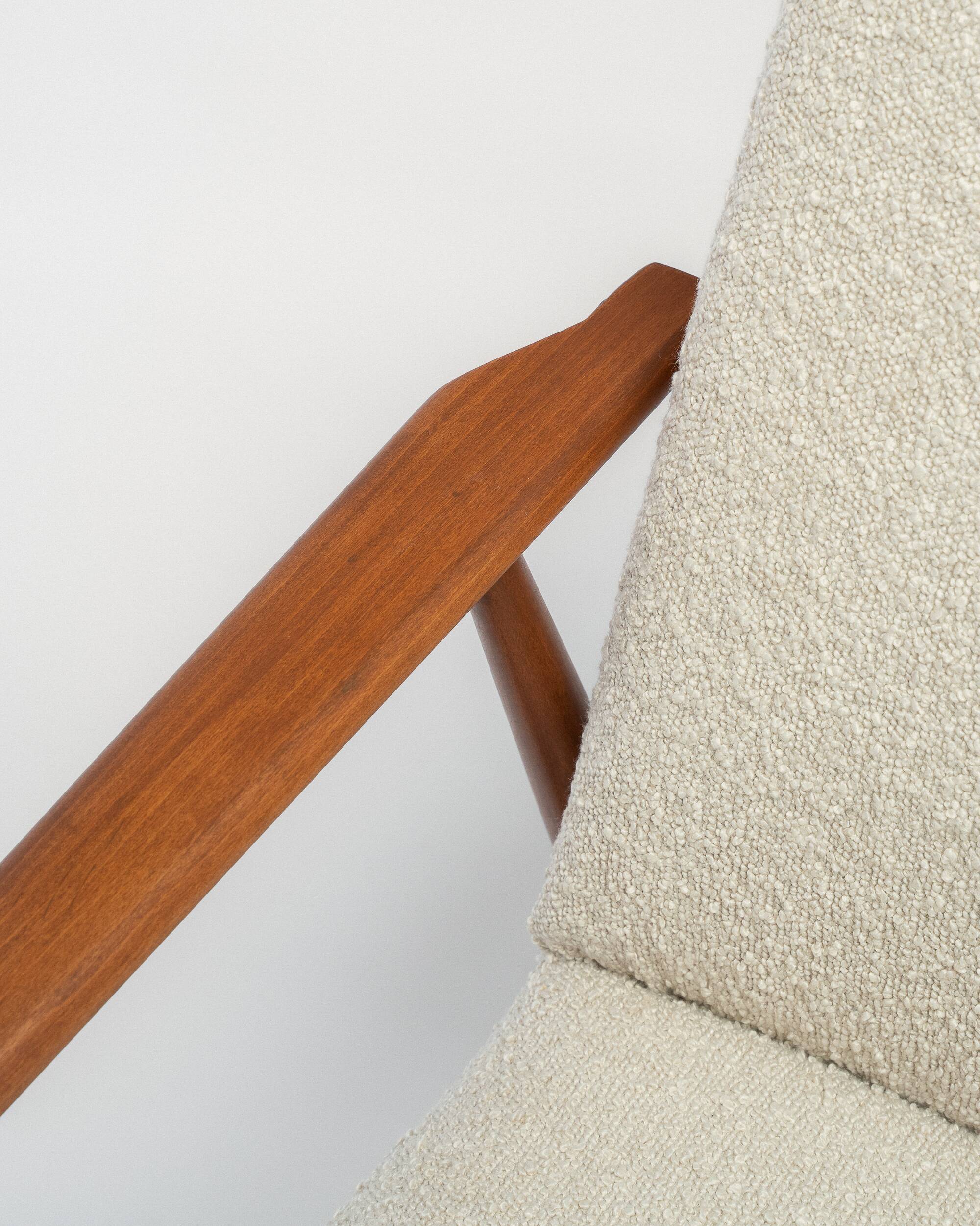 Fauteuil Lisek Mid-Century – Original vintage des années 1960 restauré par Henryk Lis