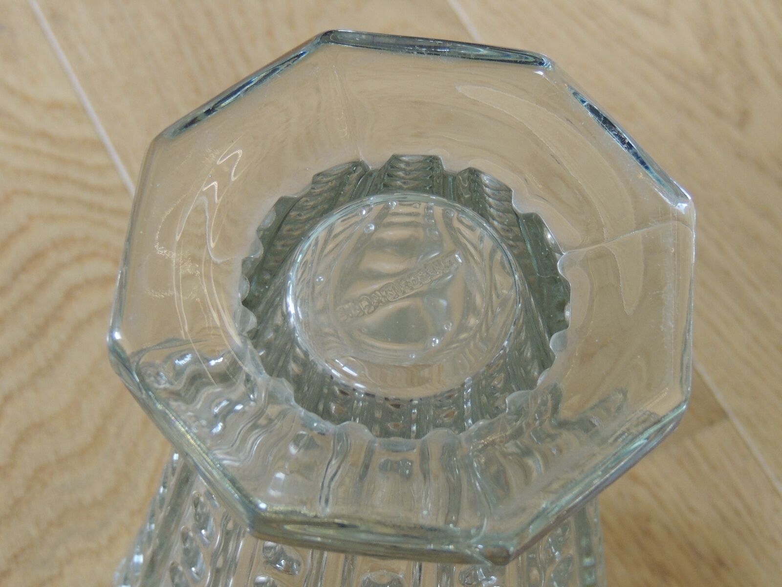 Art deco glass vase
