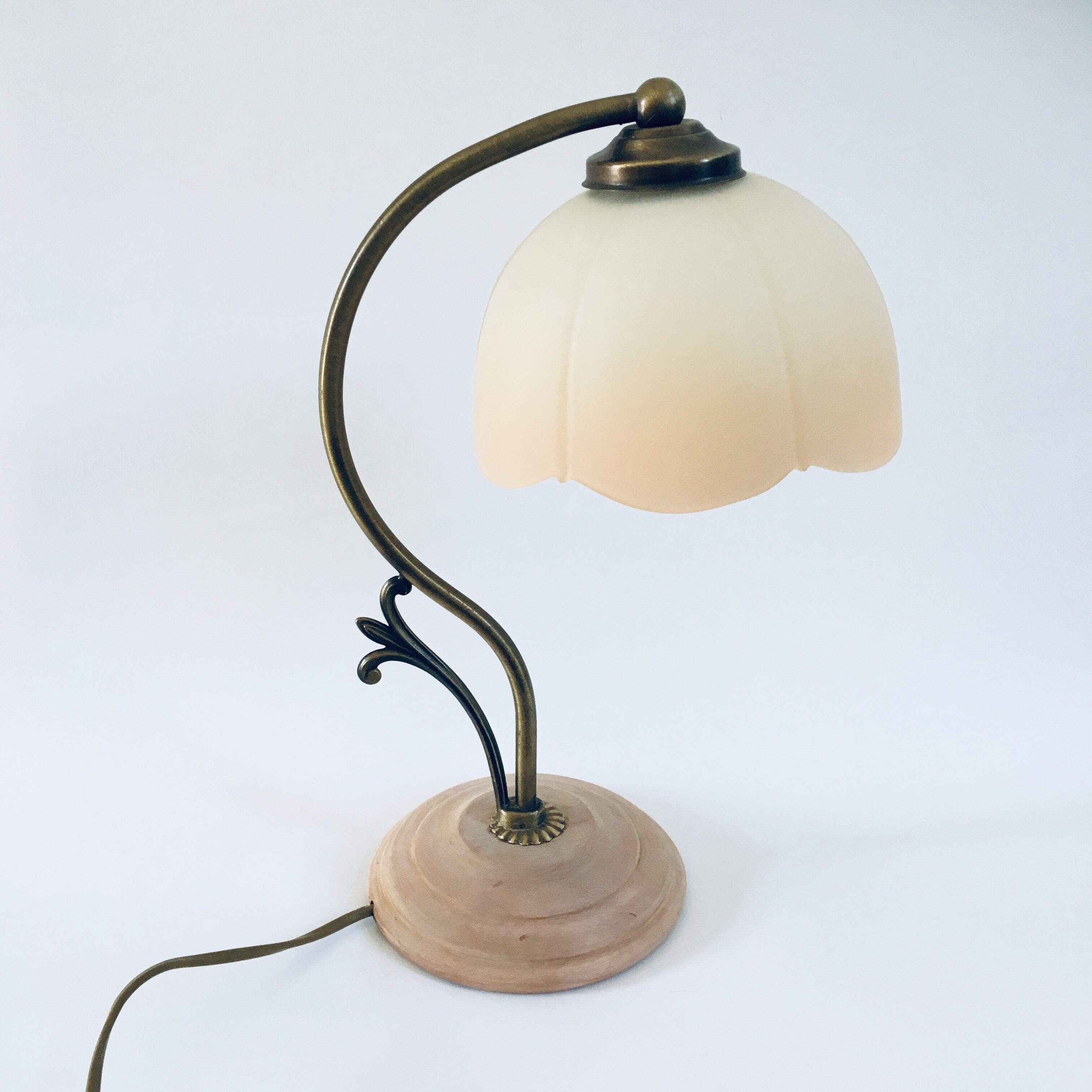 Art deco bedside lamps