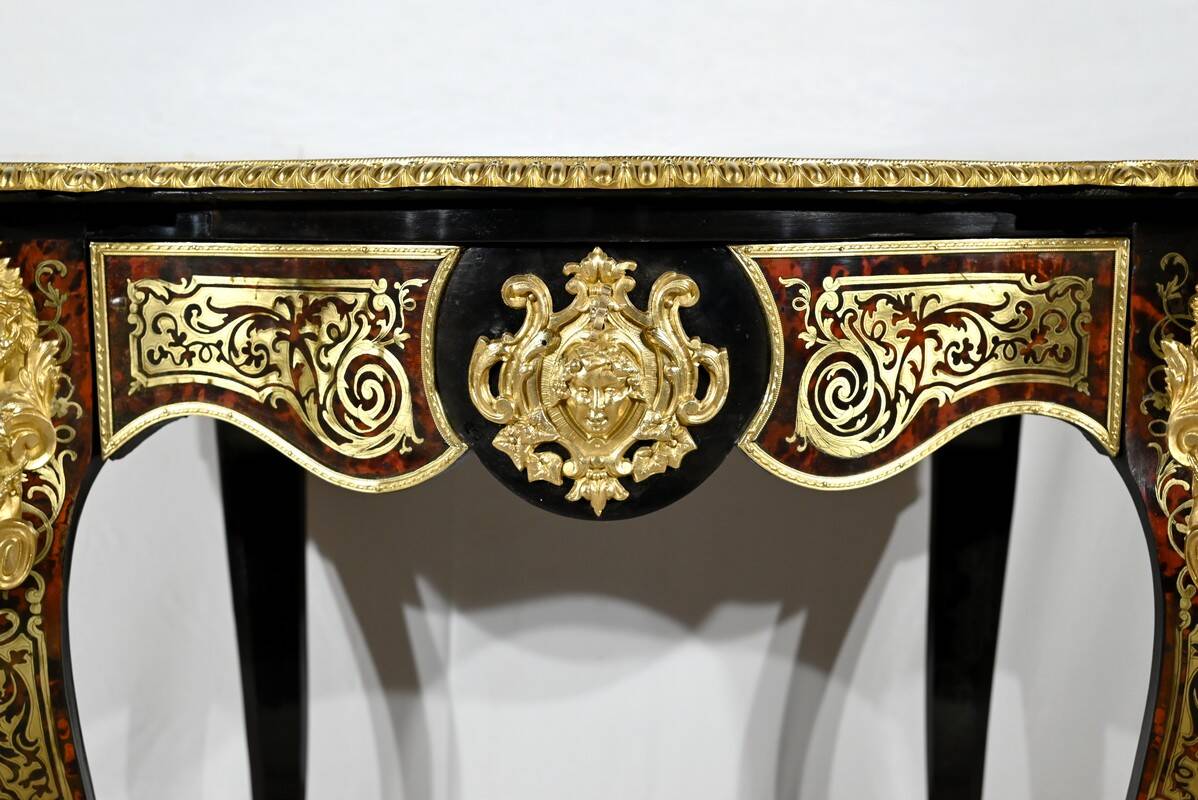 Table d’Apparat en Poirier Noirci, époque Napoléon III – Milieu XIXe